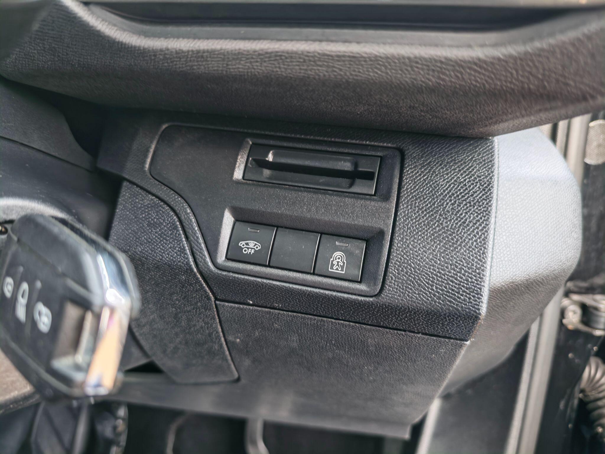Peugeot 3008 view 23