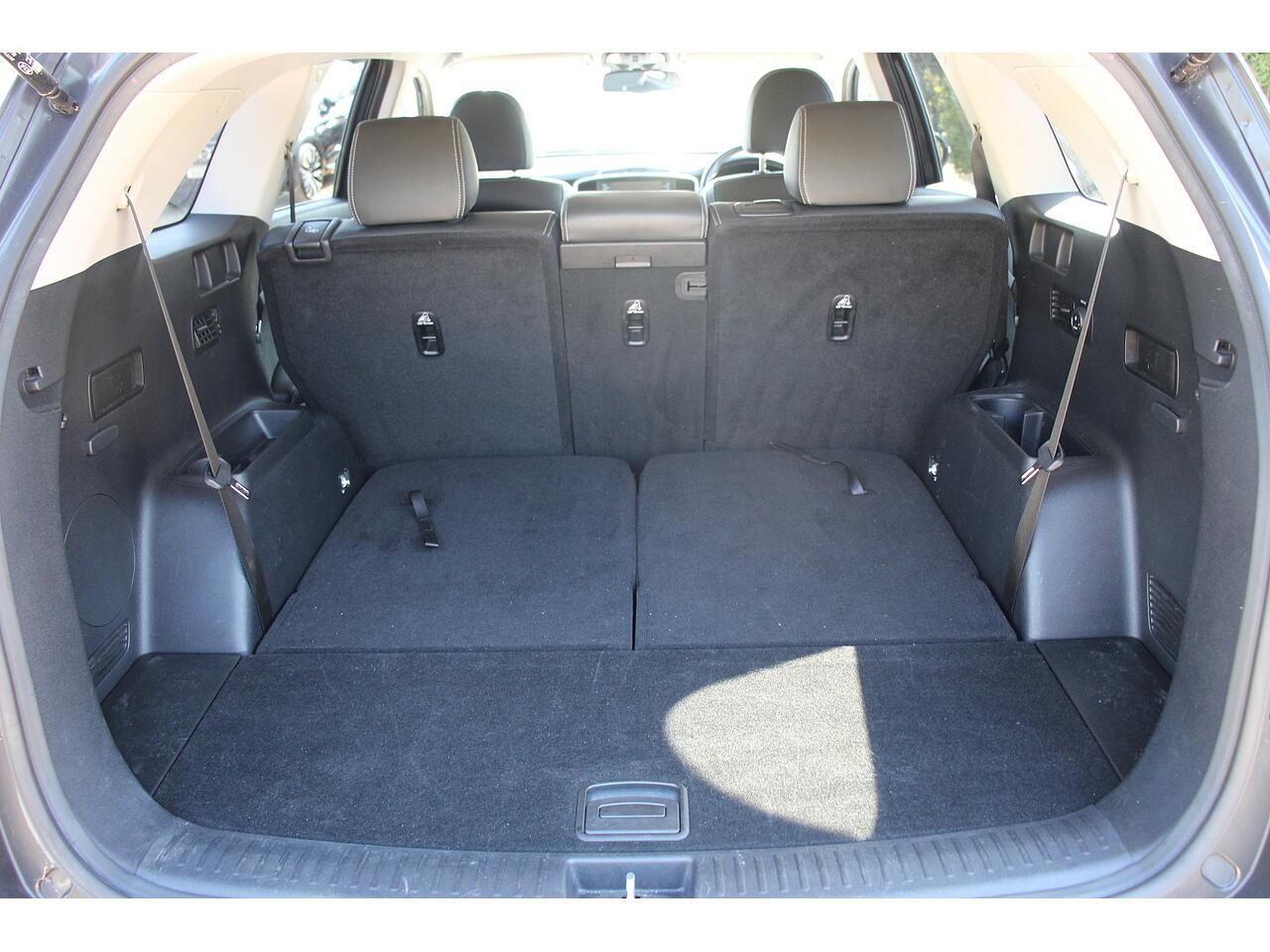 Kia Sorento view 38
