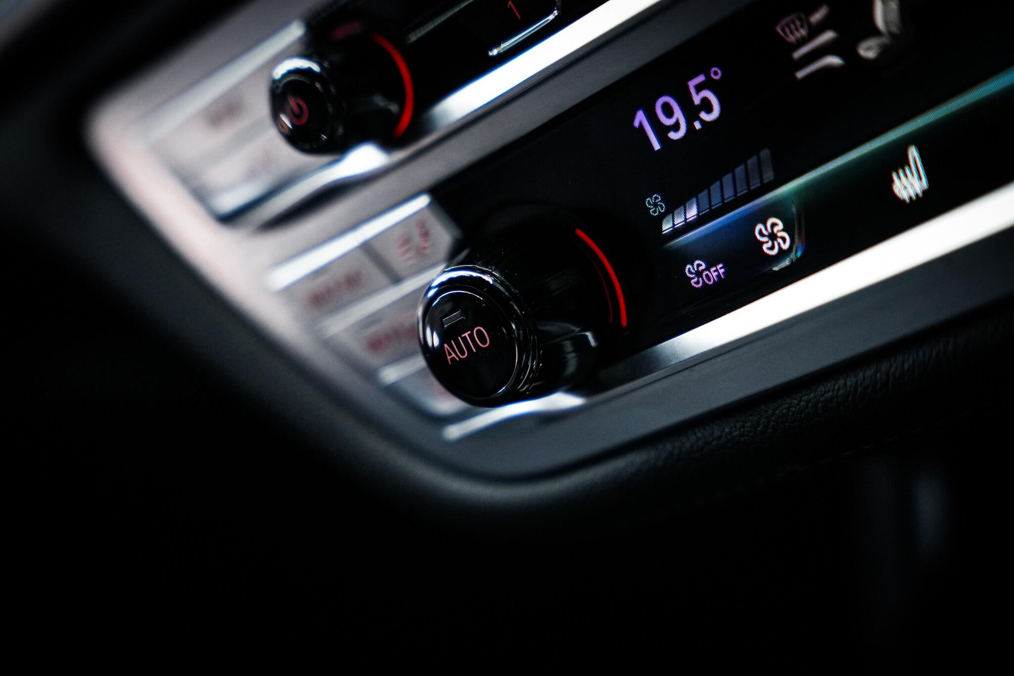 BMW 7 Series view 53