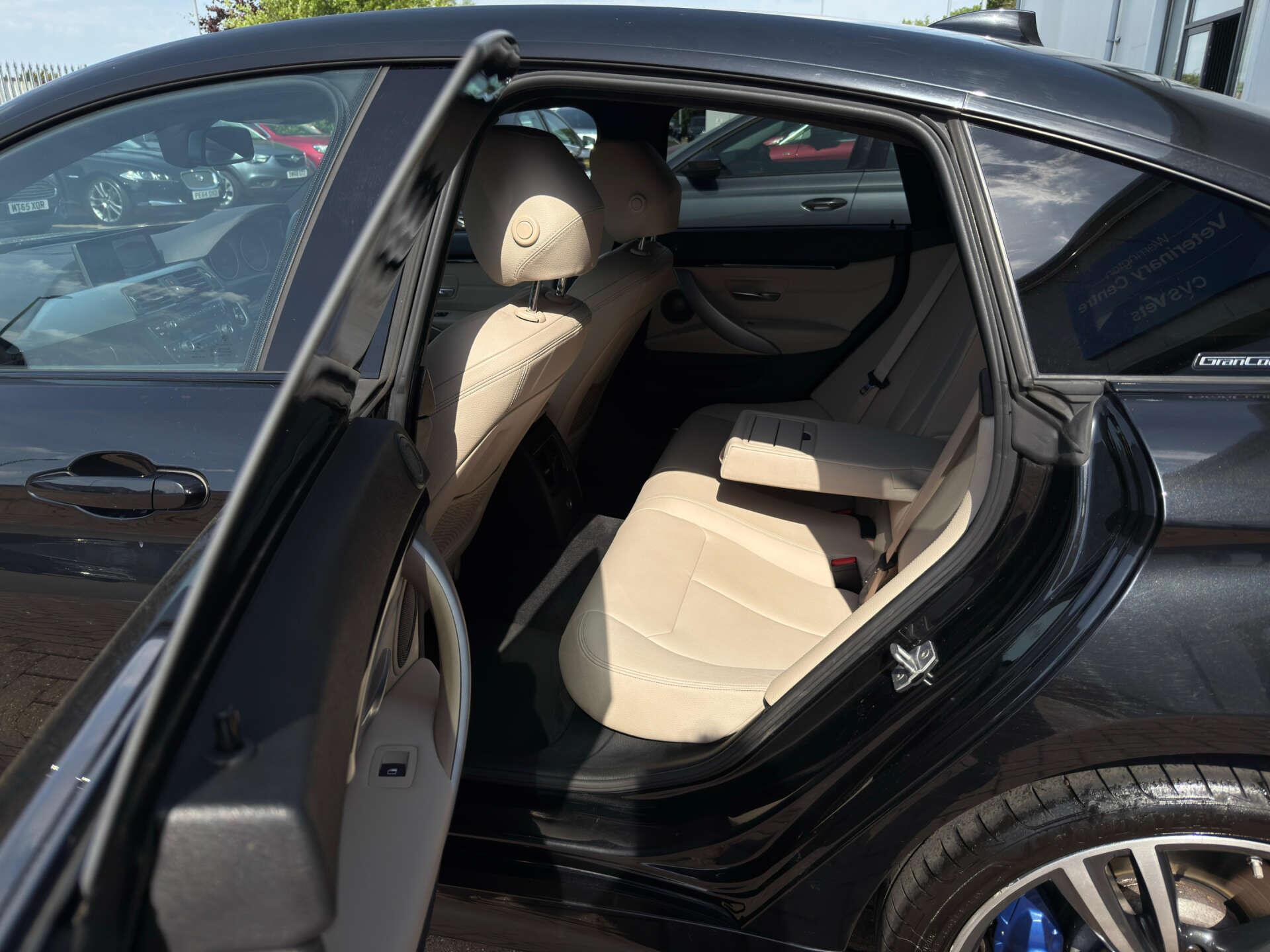 BMW 4 Series Gran Coupe view 28