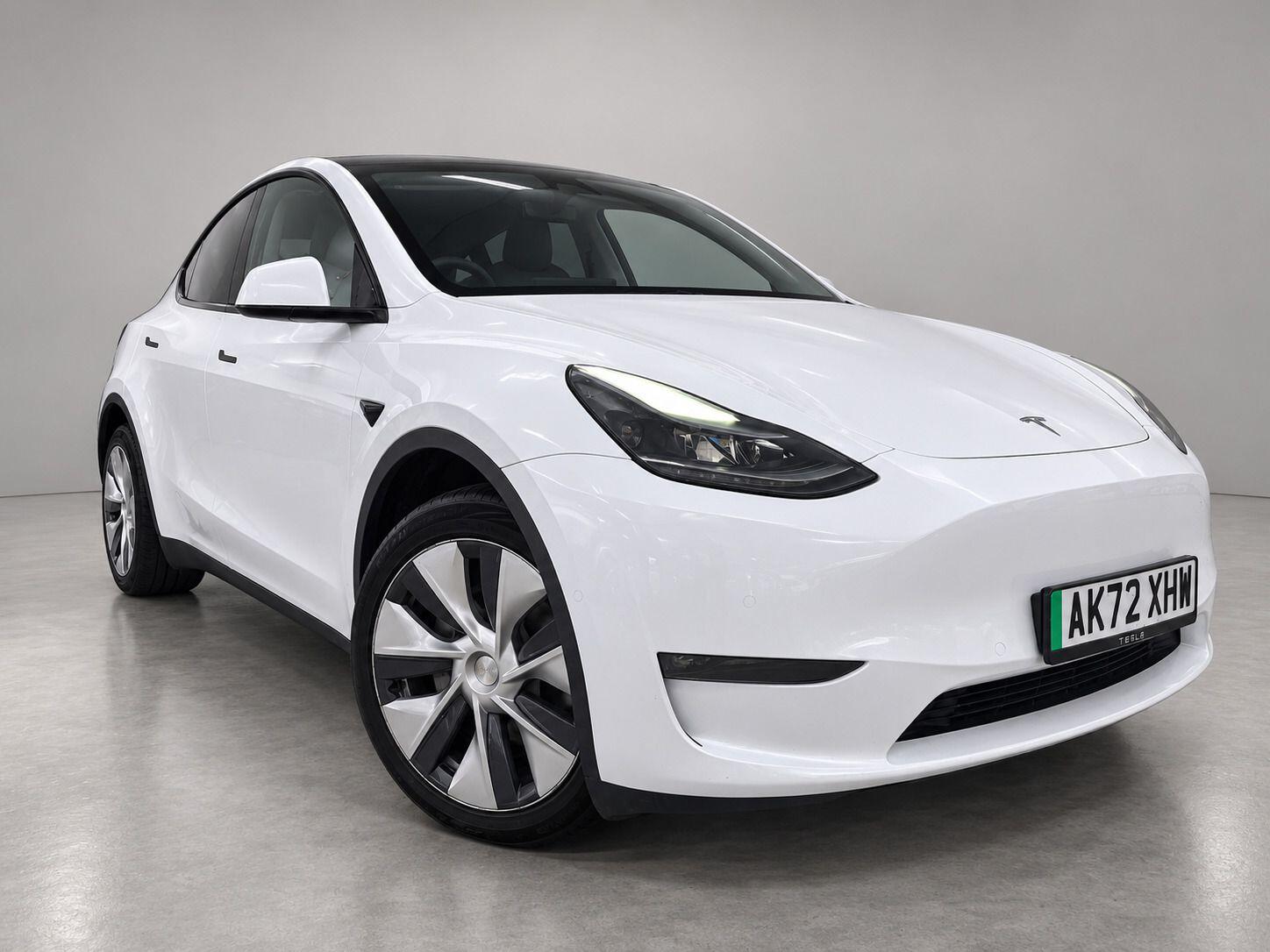 Tesla Model Y view 4