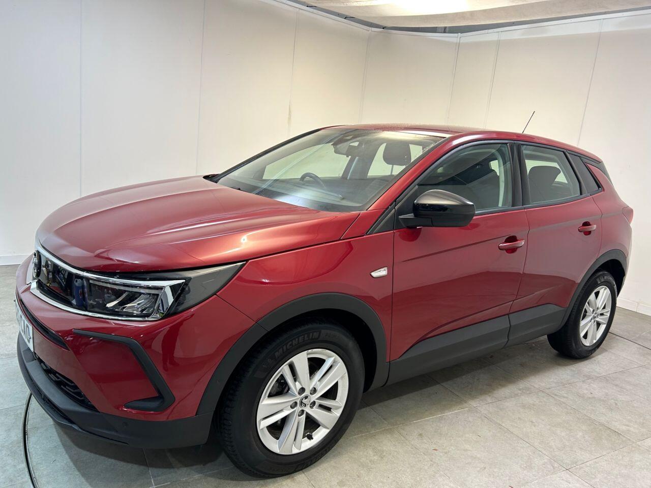Vauxhall Grandland view 28