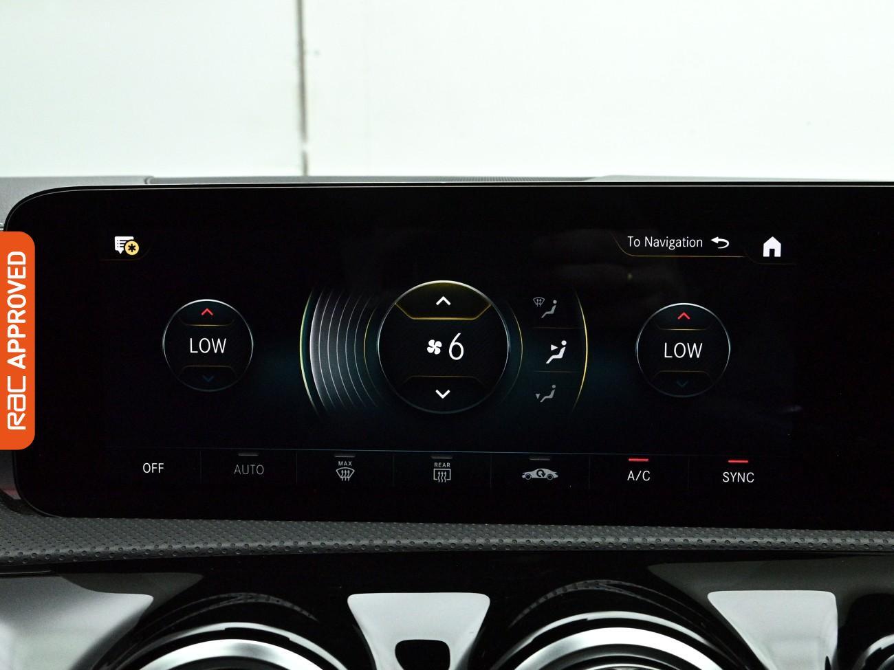 Mercedes-Benz Cla view 15