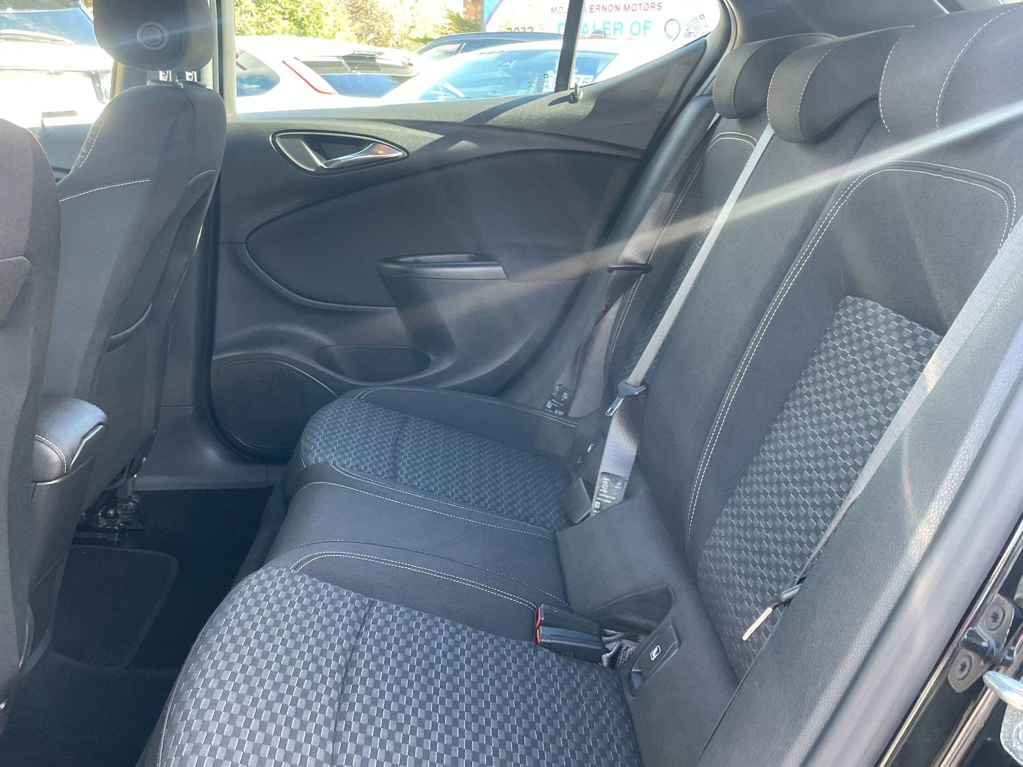 Vauxhall Astra view 23