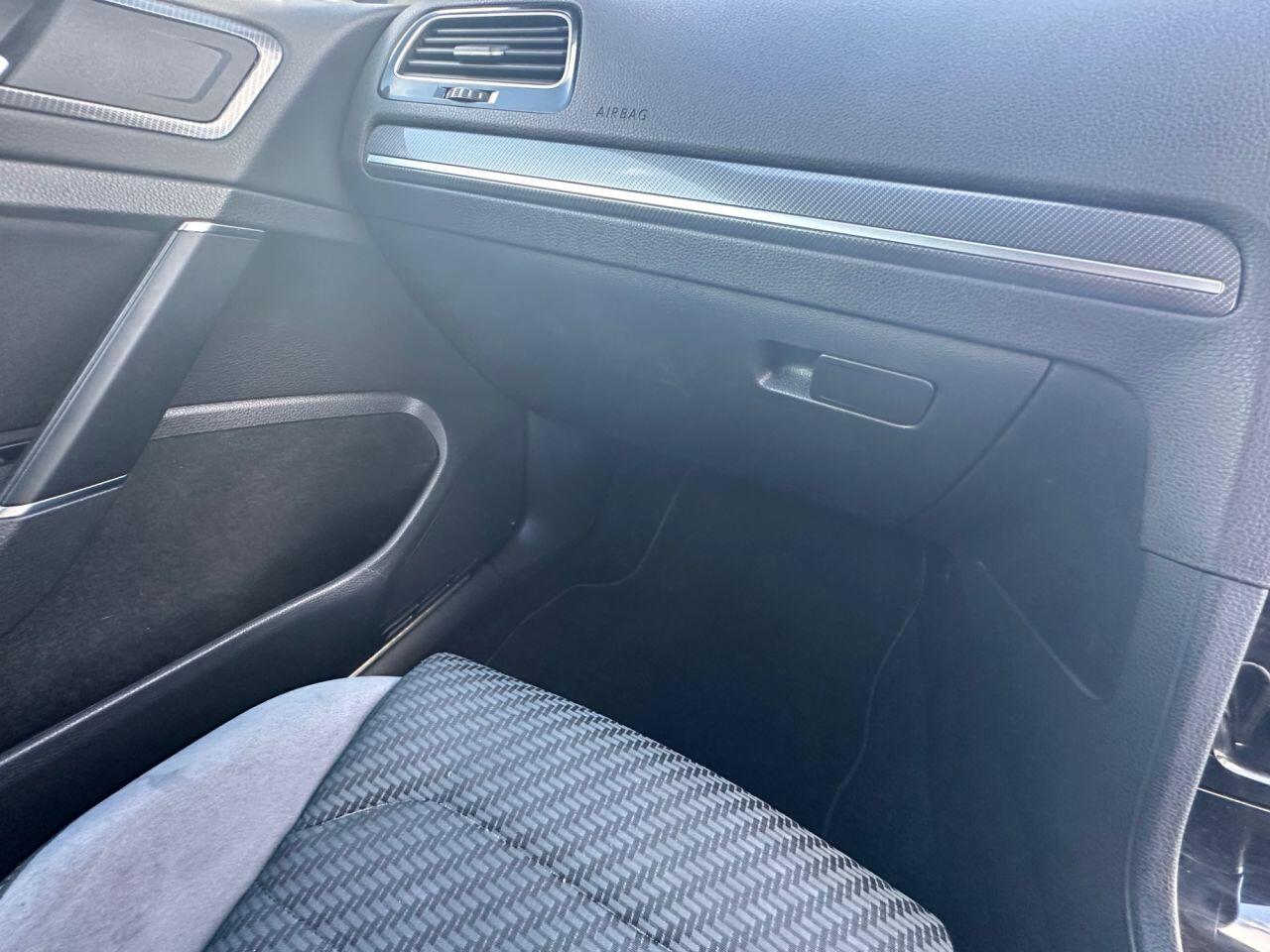 Volkswagen Golf view 55