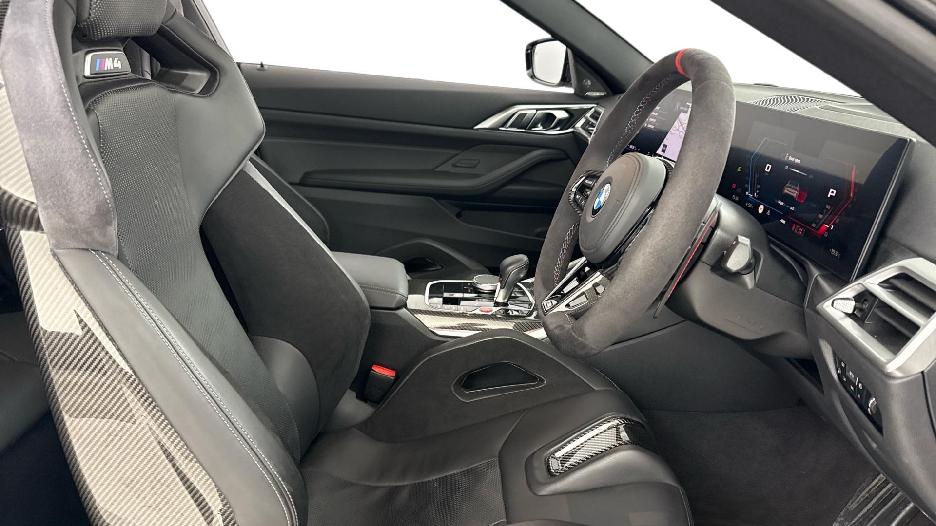 BMW M4 view 11
