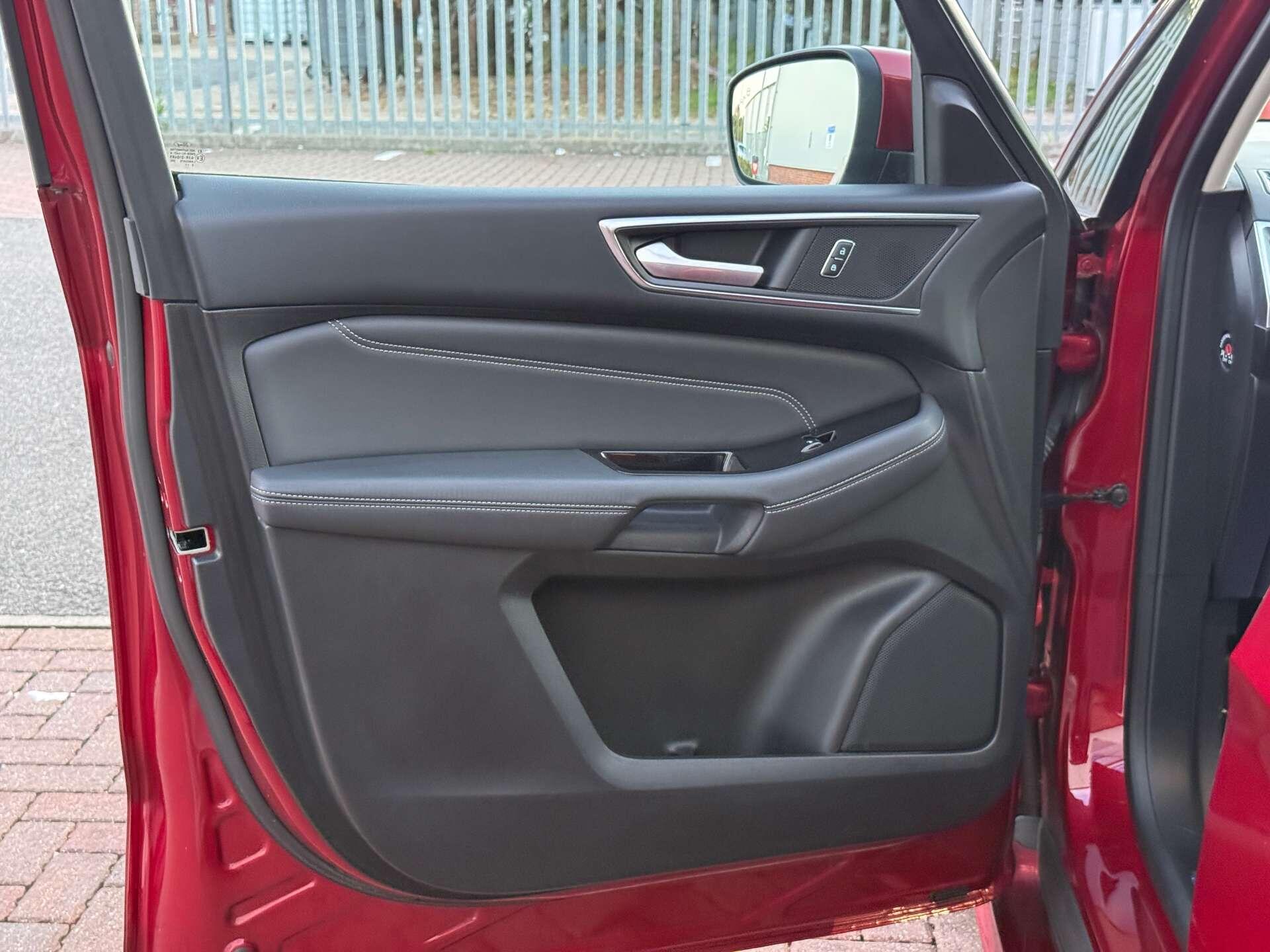 Ford S-Max view 36