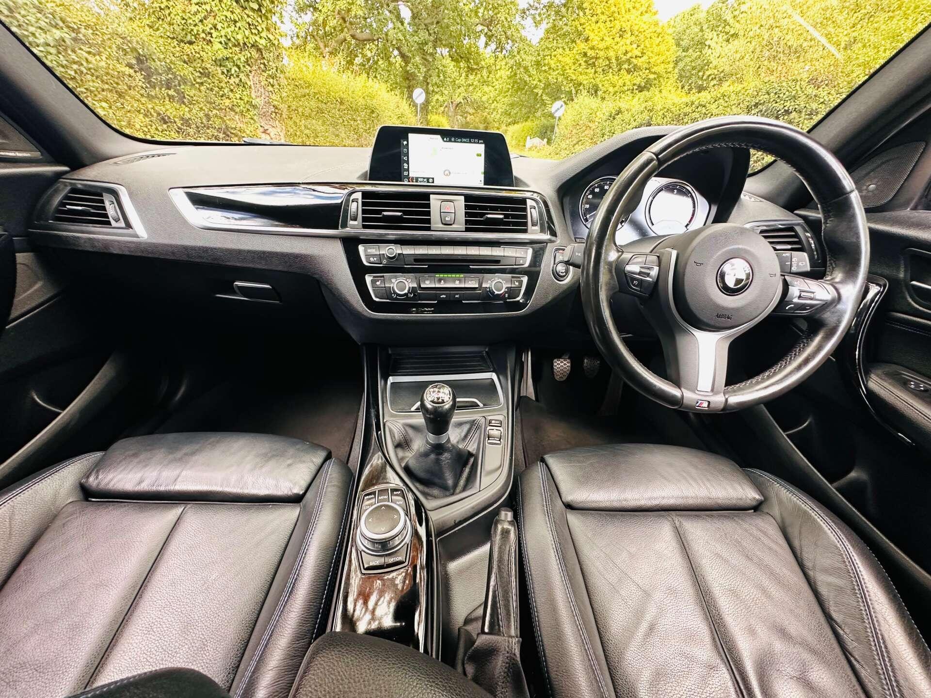 BMW 1 Series view 8