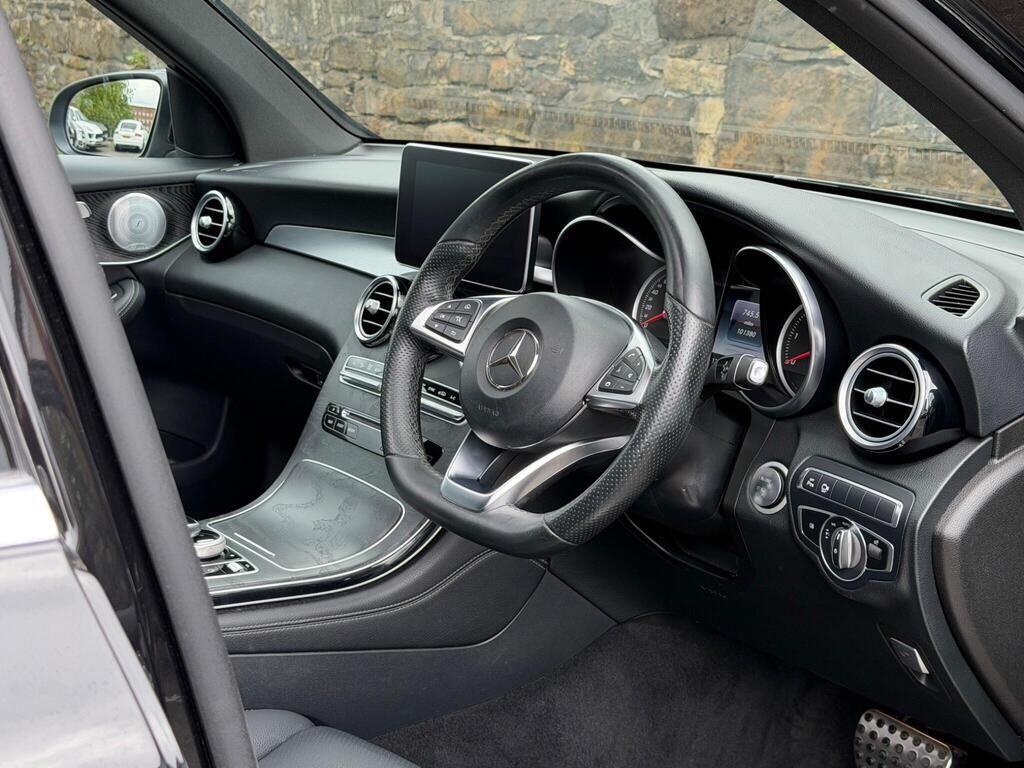 Mercedes-Benz GLC view 14