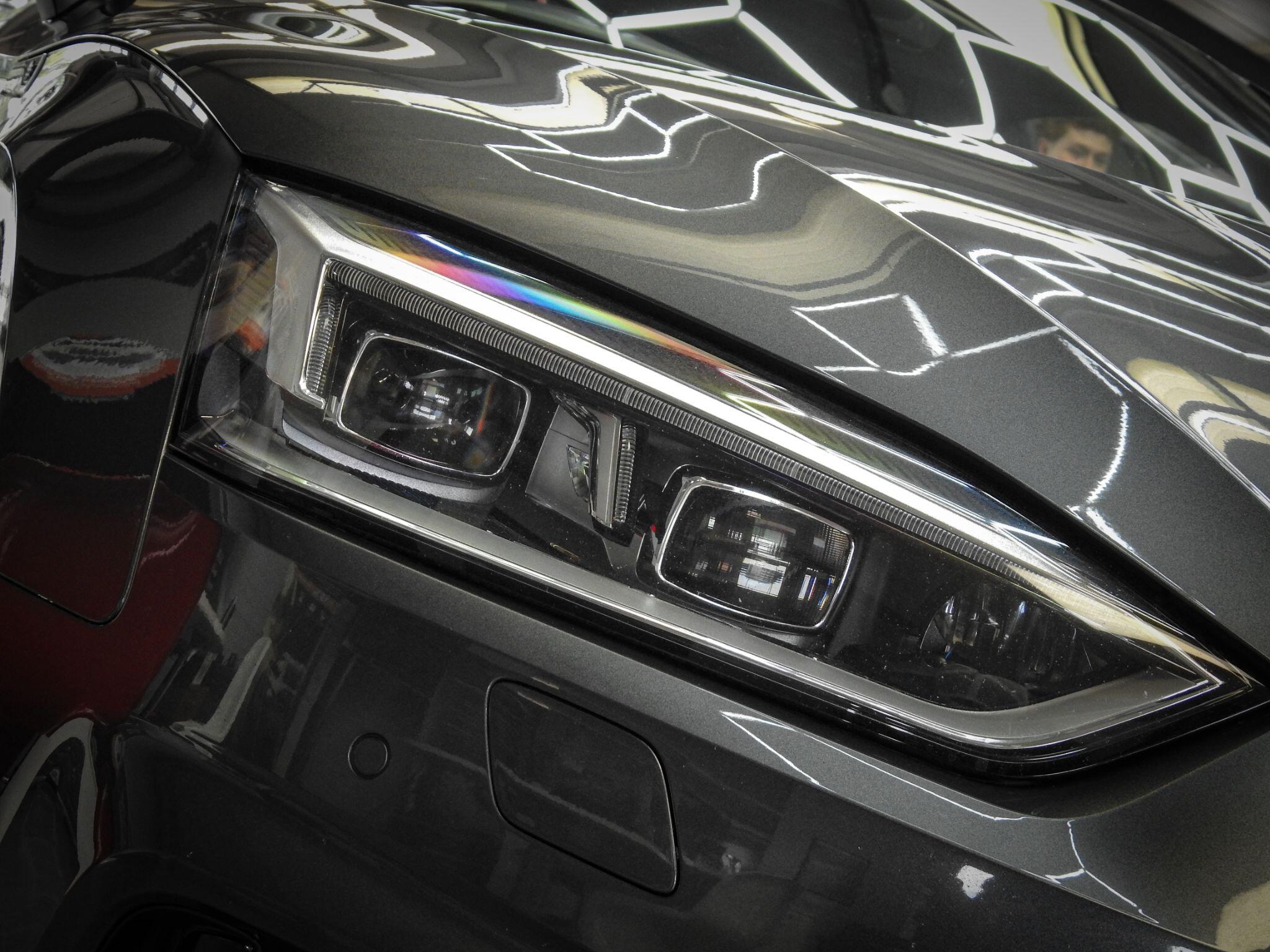 Audi S5 view 9