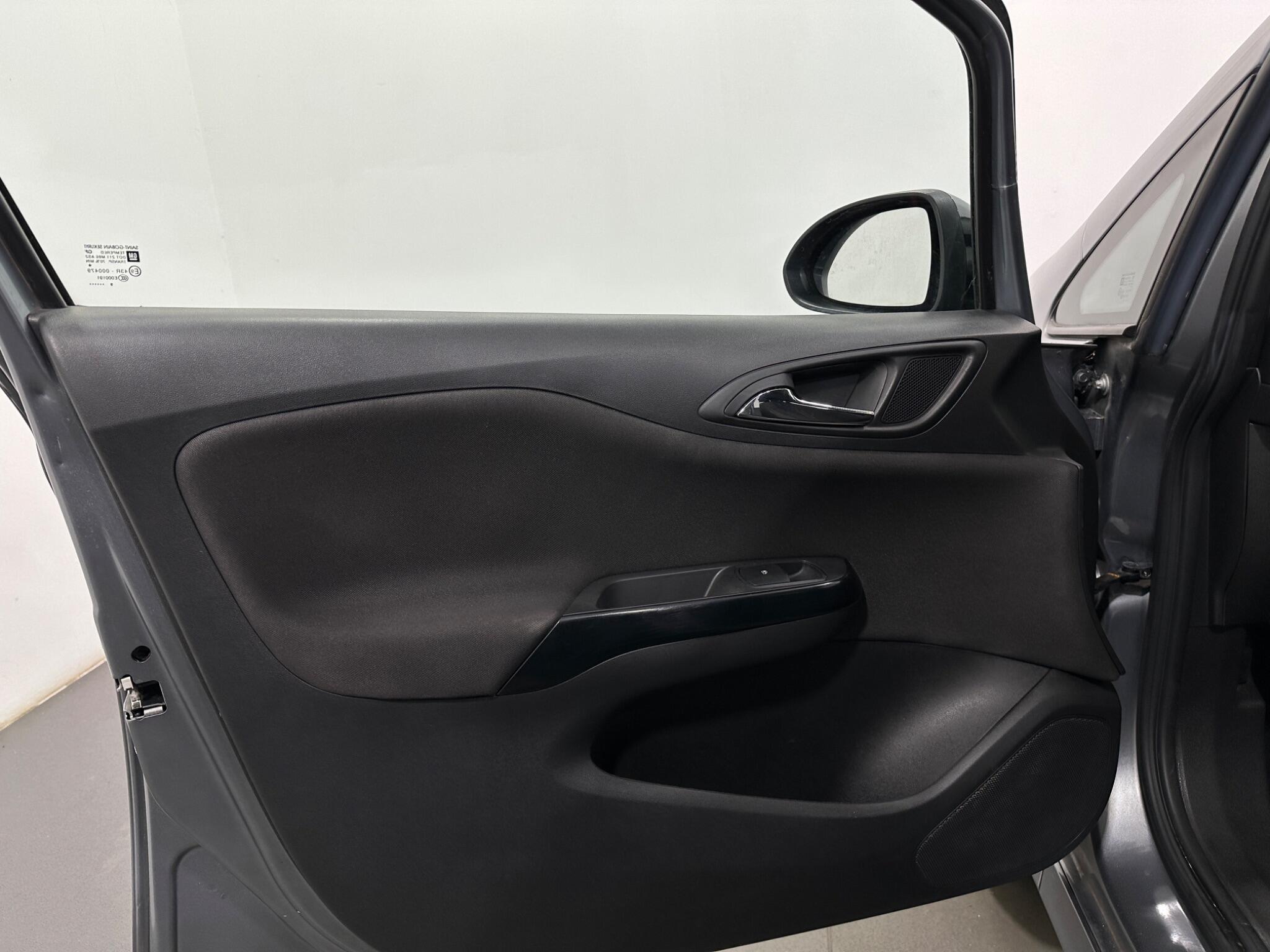 Vauxhall Corsa view 34