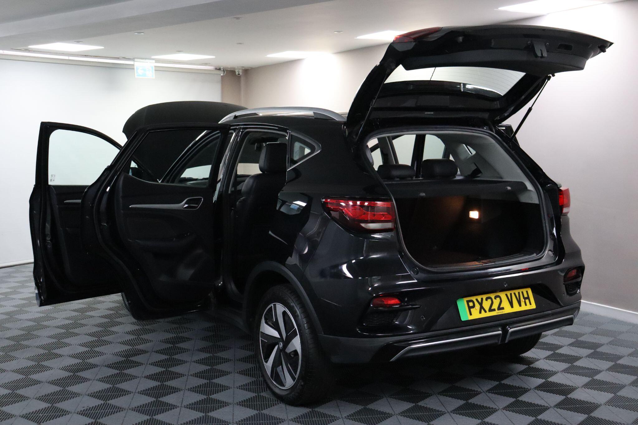 MG MG ZS view 21
