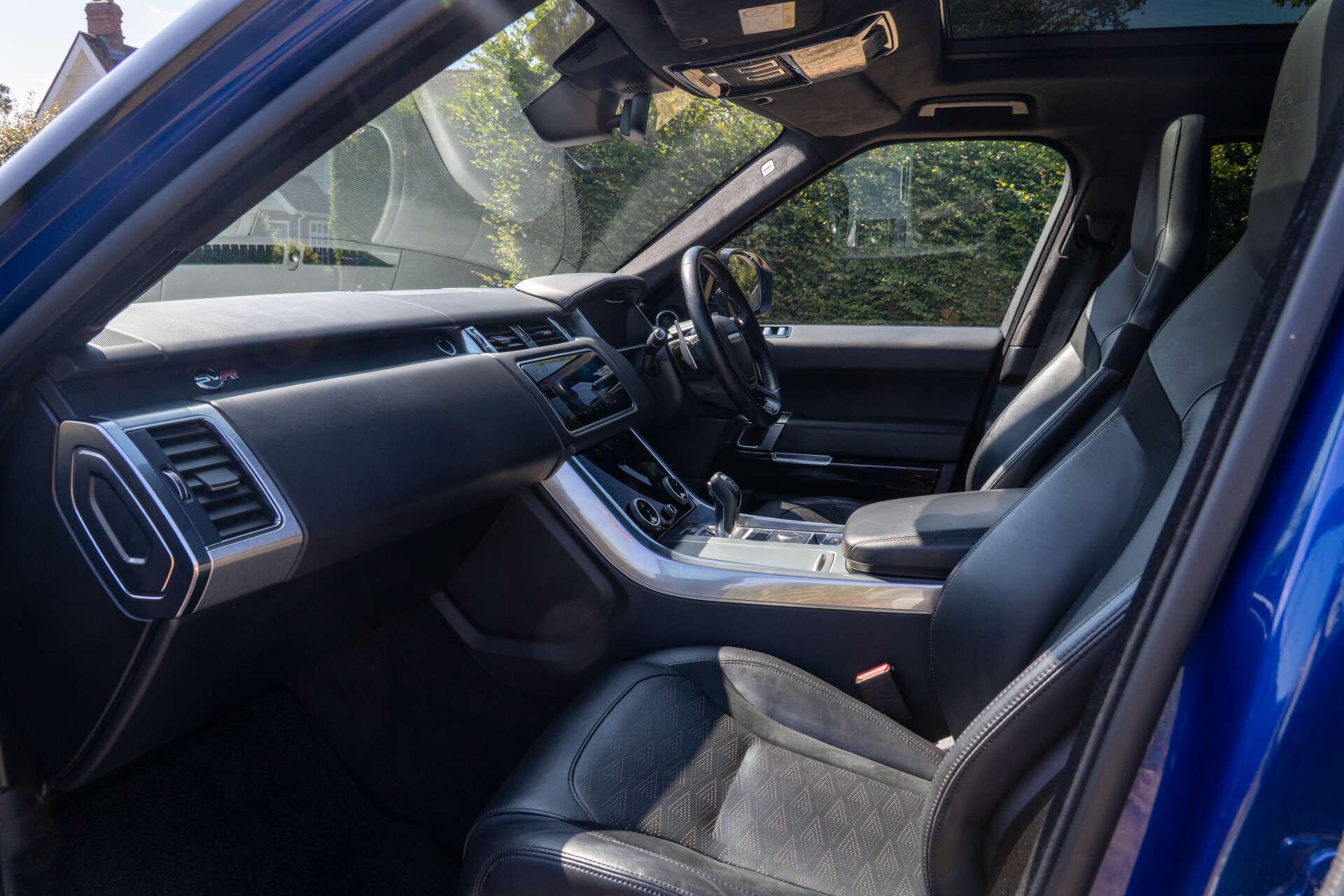 Land Rover Range Rover Sport view 9