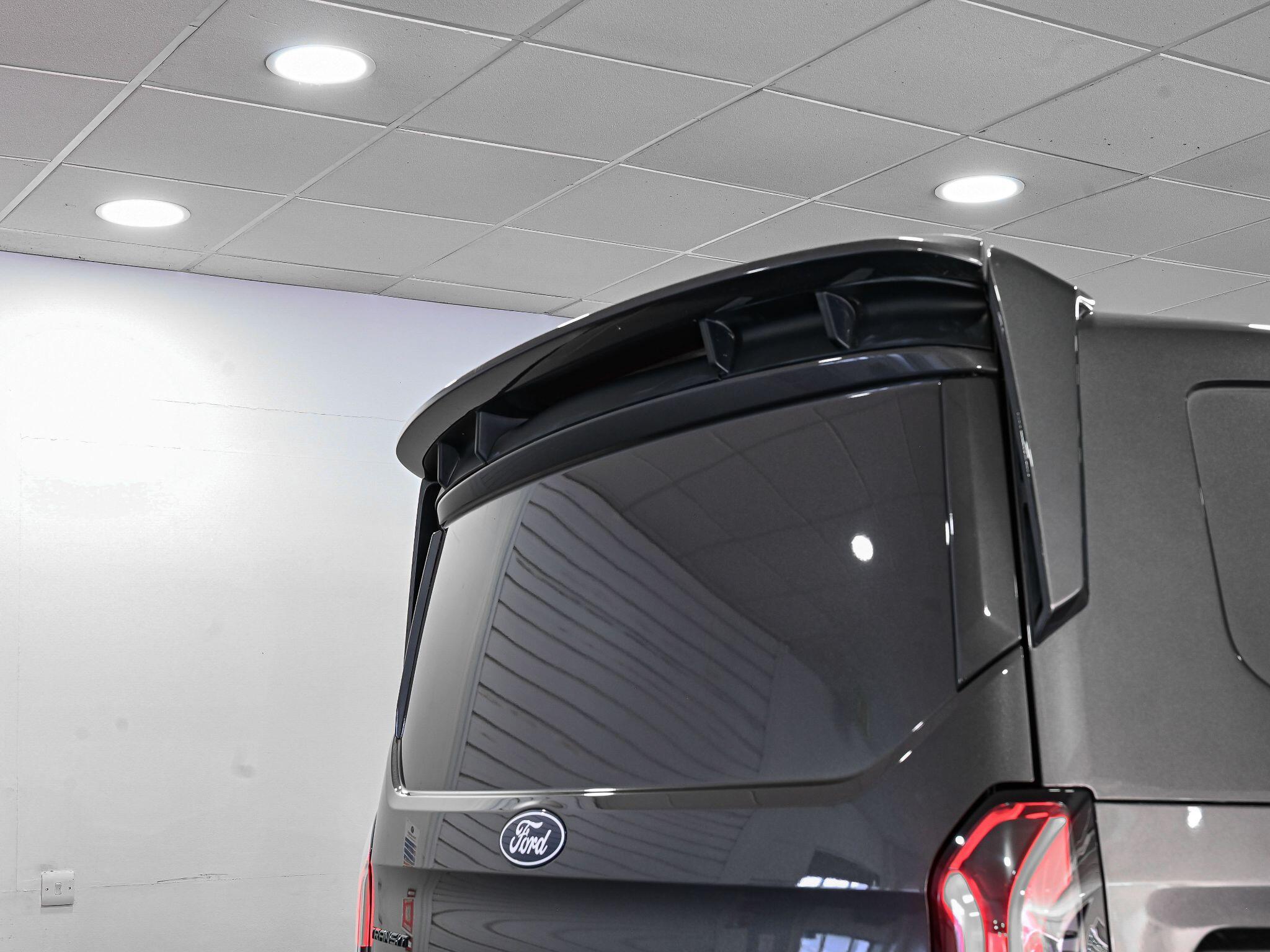 Ford Transit Custom view 38