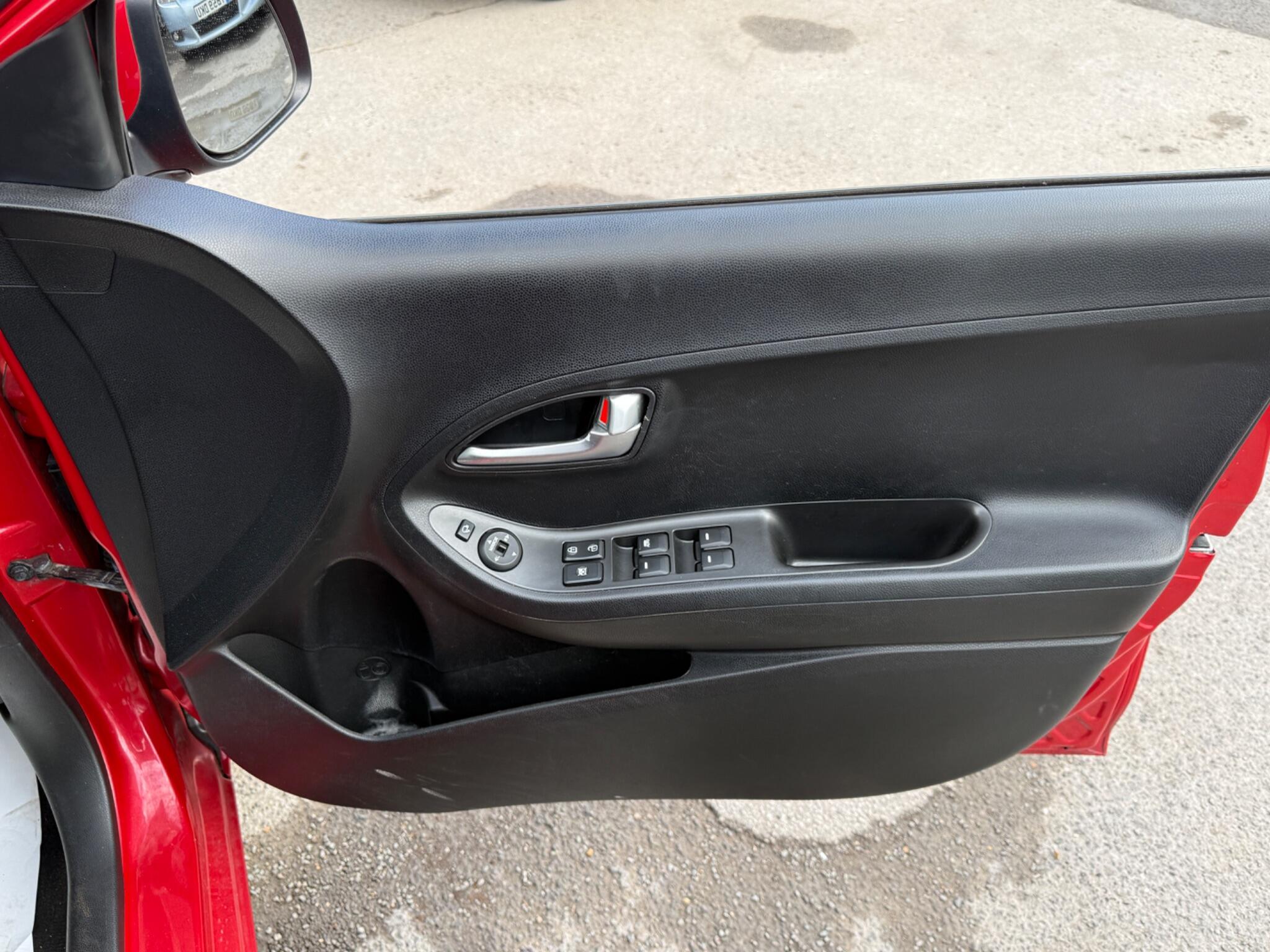 Kia Picanto - Image 35