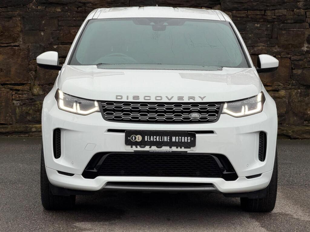 Land Rover Discovery Sport view 2