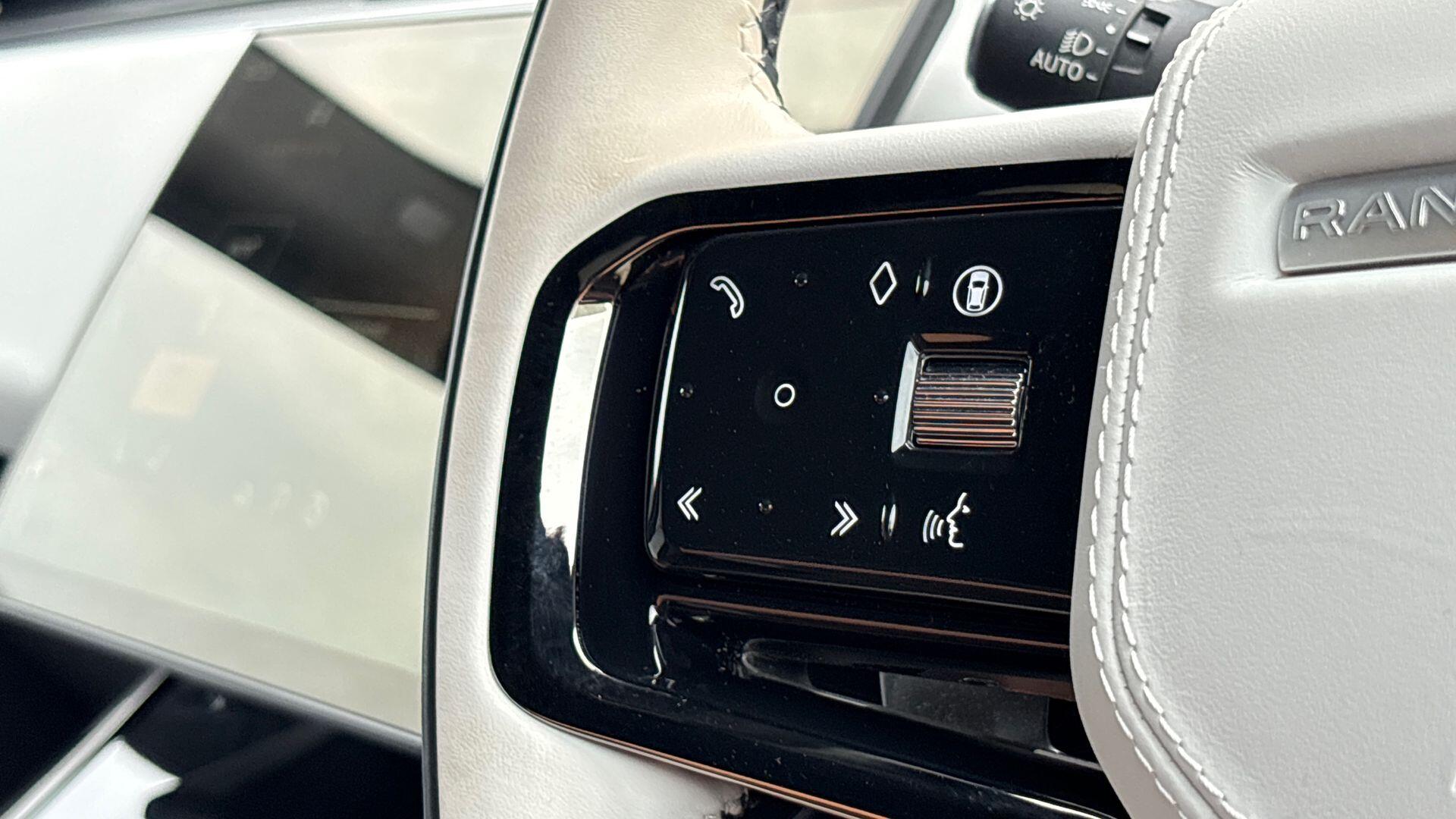 Land Rover Range Rover Sport view 31