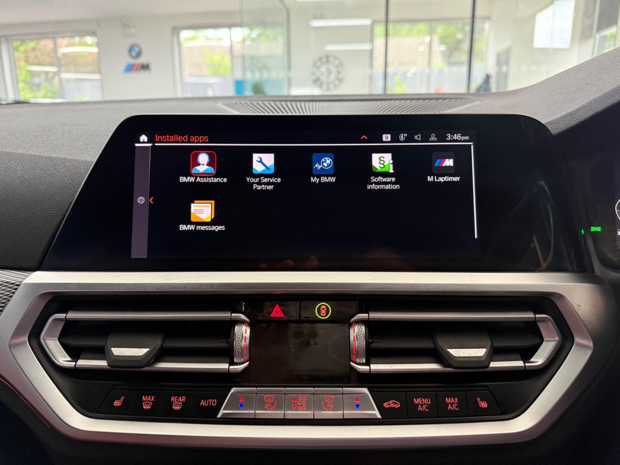BMW 3 Series view 27