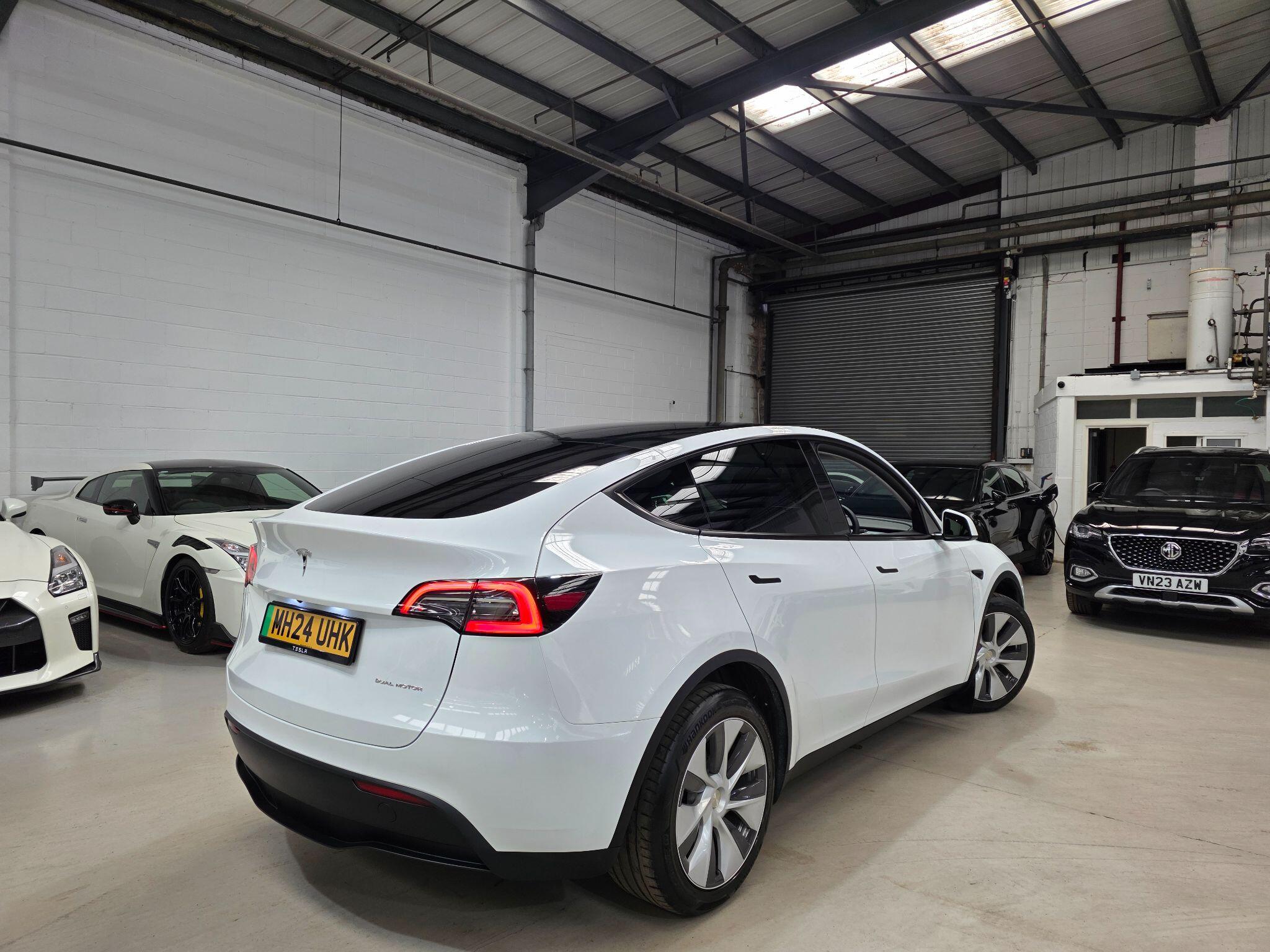 Tesla Model Y view 30