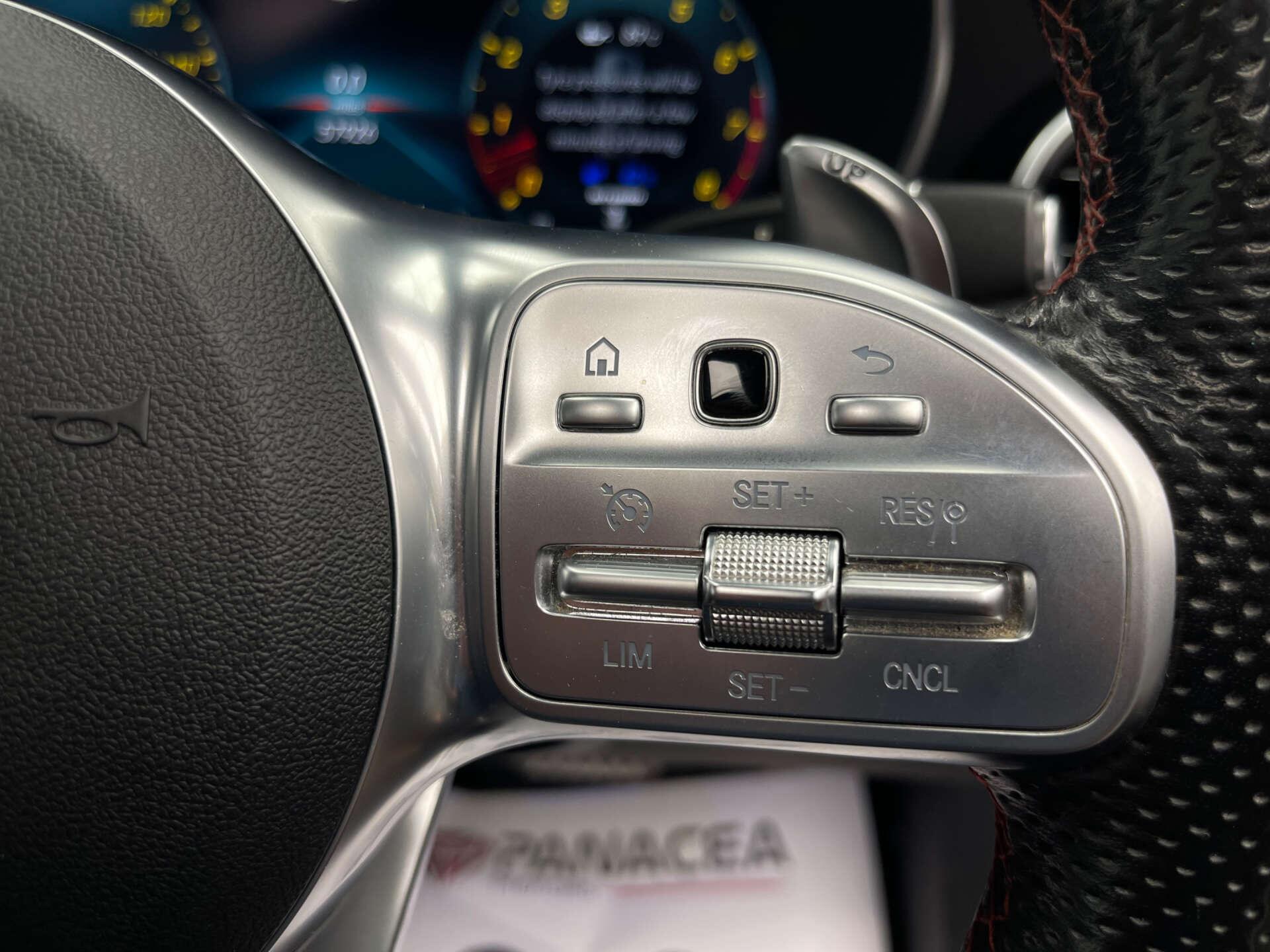 Mercedes-Benz C Class view 18