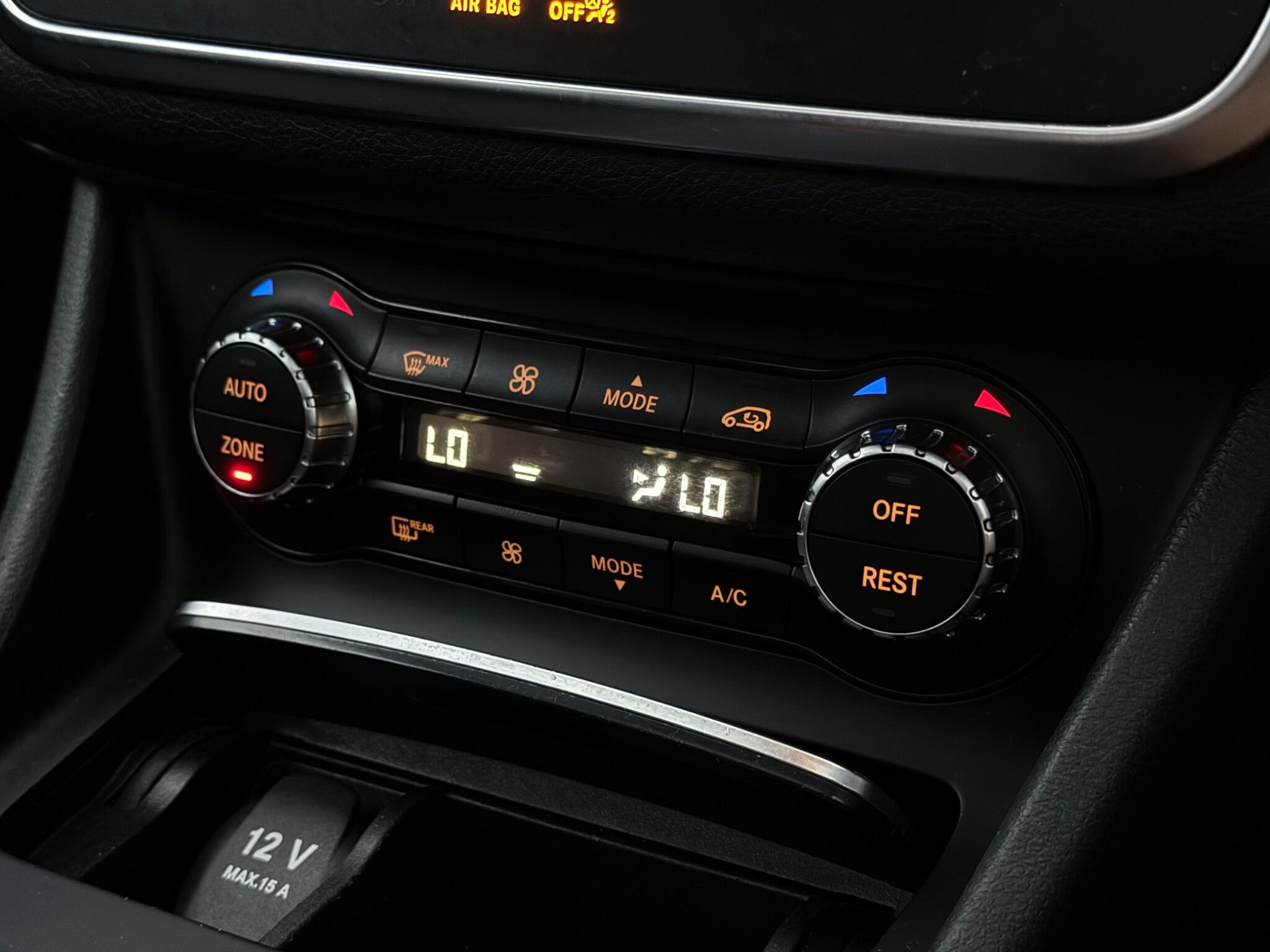 Mercedes-Benz CLA view 26