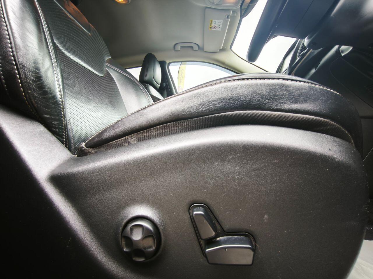 Jeep Cherokee view 17