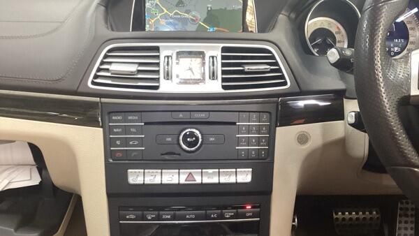 Mercedes-Benz E Class view 11