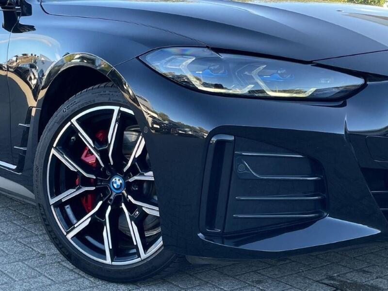 BMW i4 view 39
