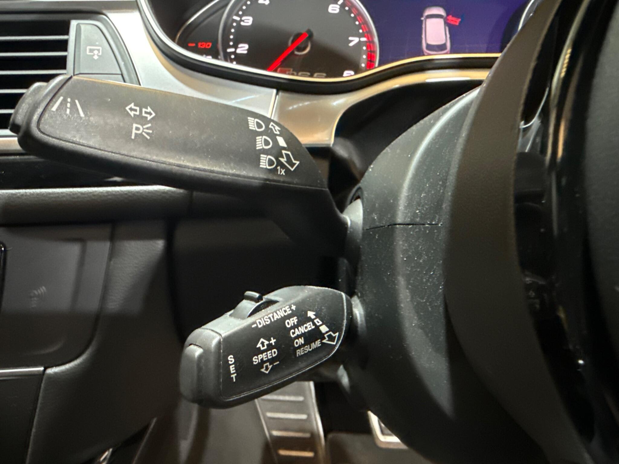 Audi RS6 view 30