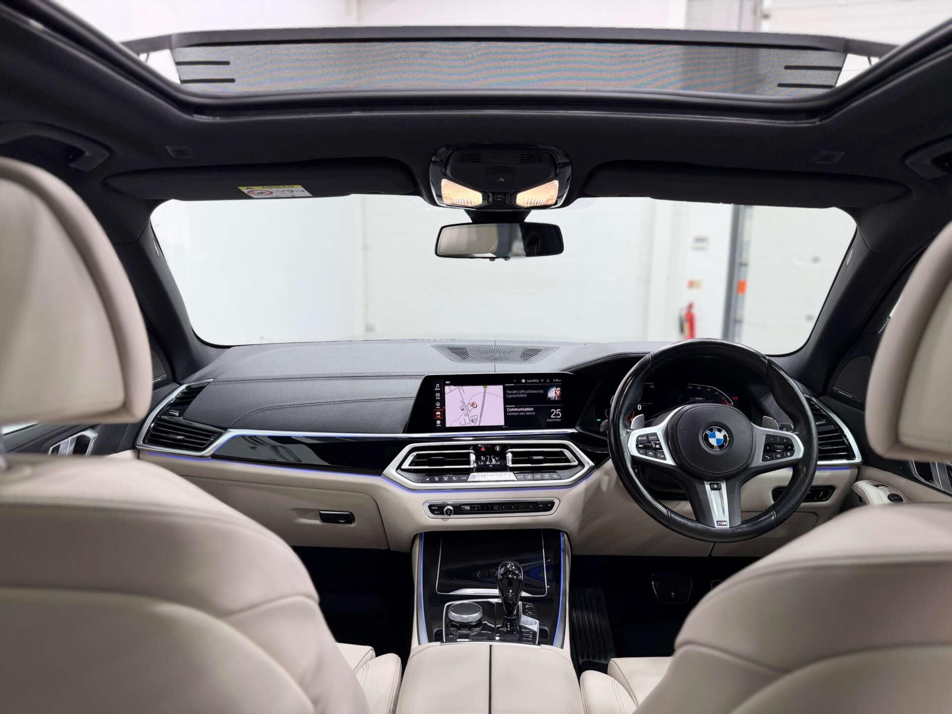 BMW X5 view 19