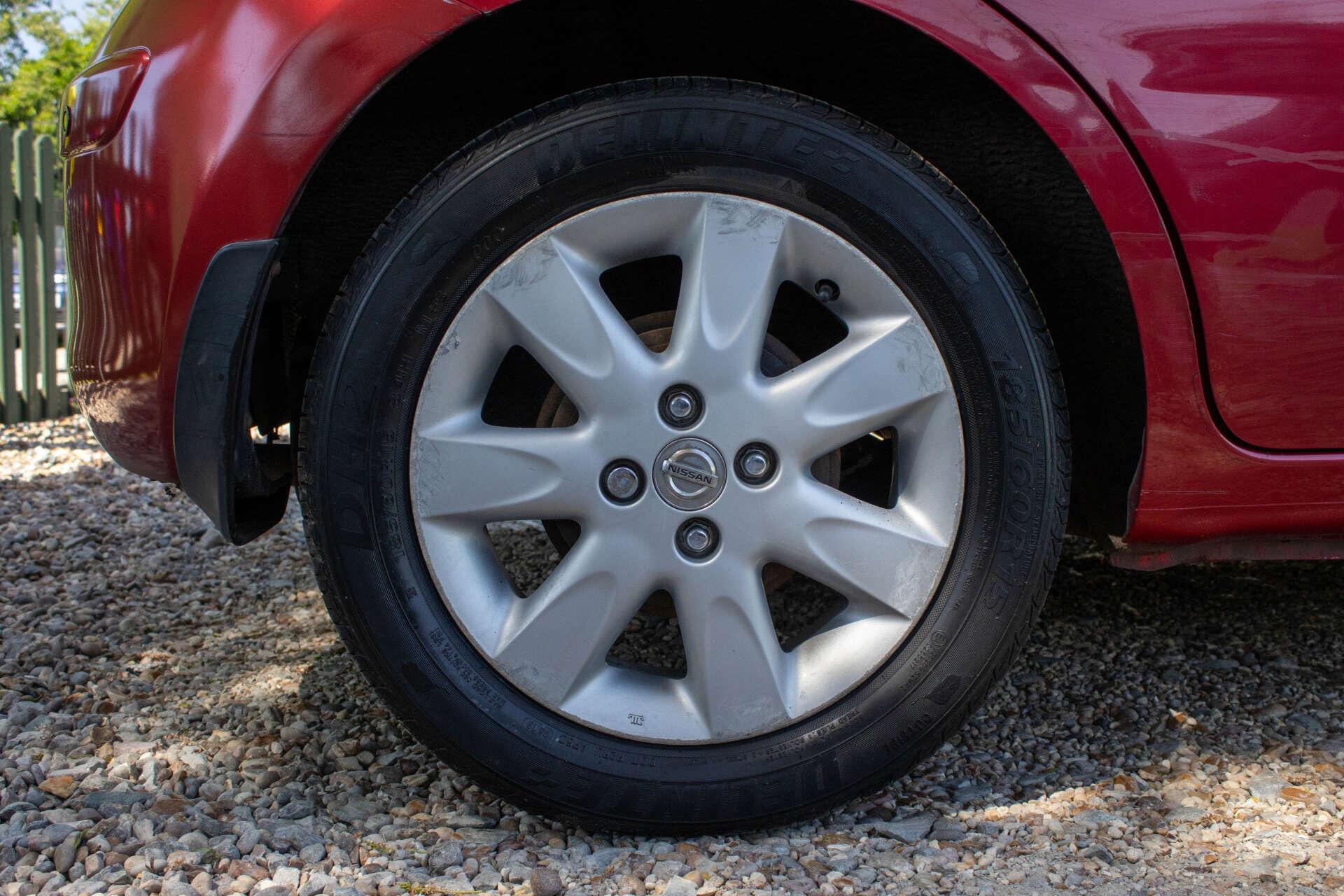 Nissan Micra view 27