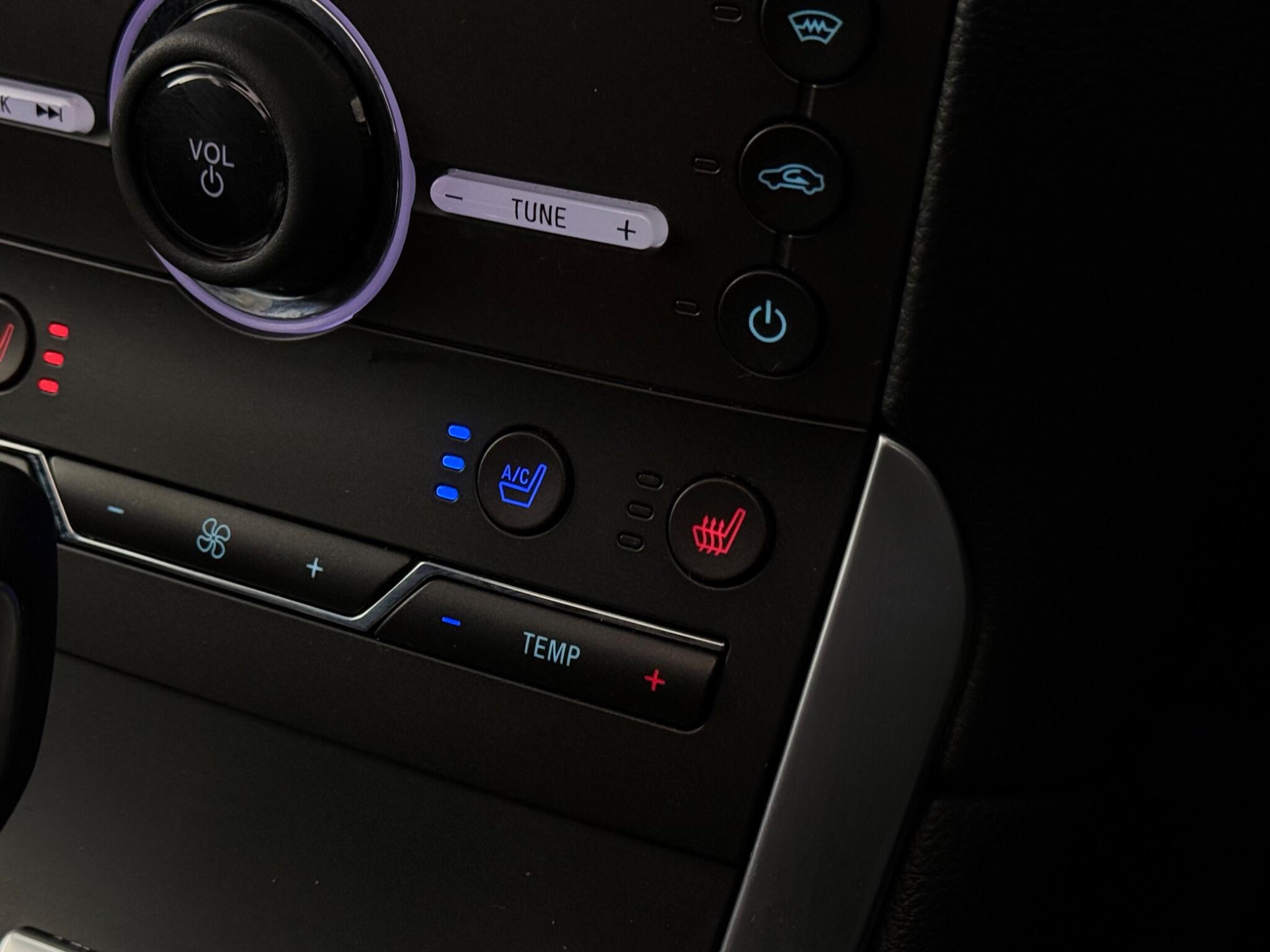 Ford Edge view 23