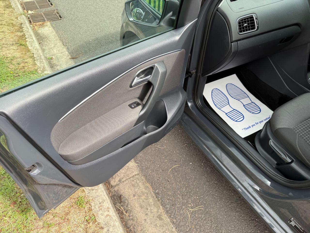 Volkswagen Polo view 38