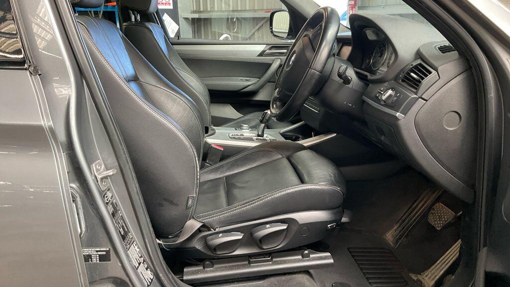 BMW X3 view 2