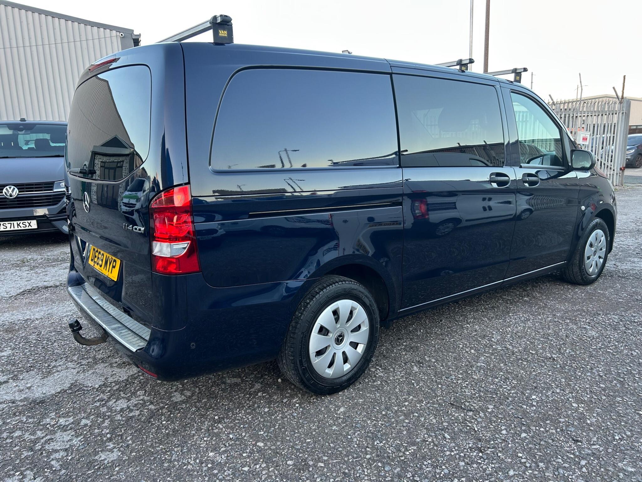 2019 Mercedes-Benz Vito 2.1 114 CDI Progressive Crew Van RWD L2 Euro 6 (s/s) 5dr (LWB) • 121,000 miles image 5