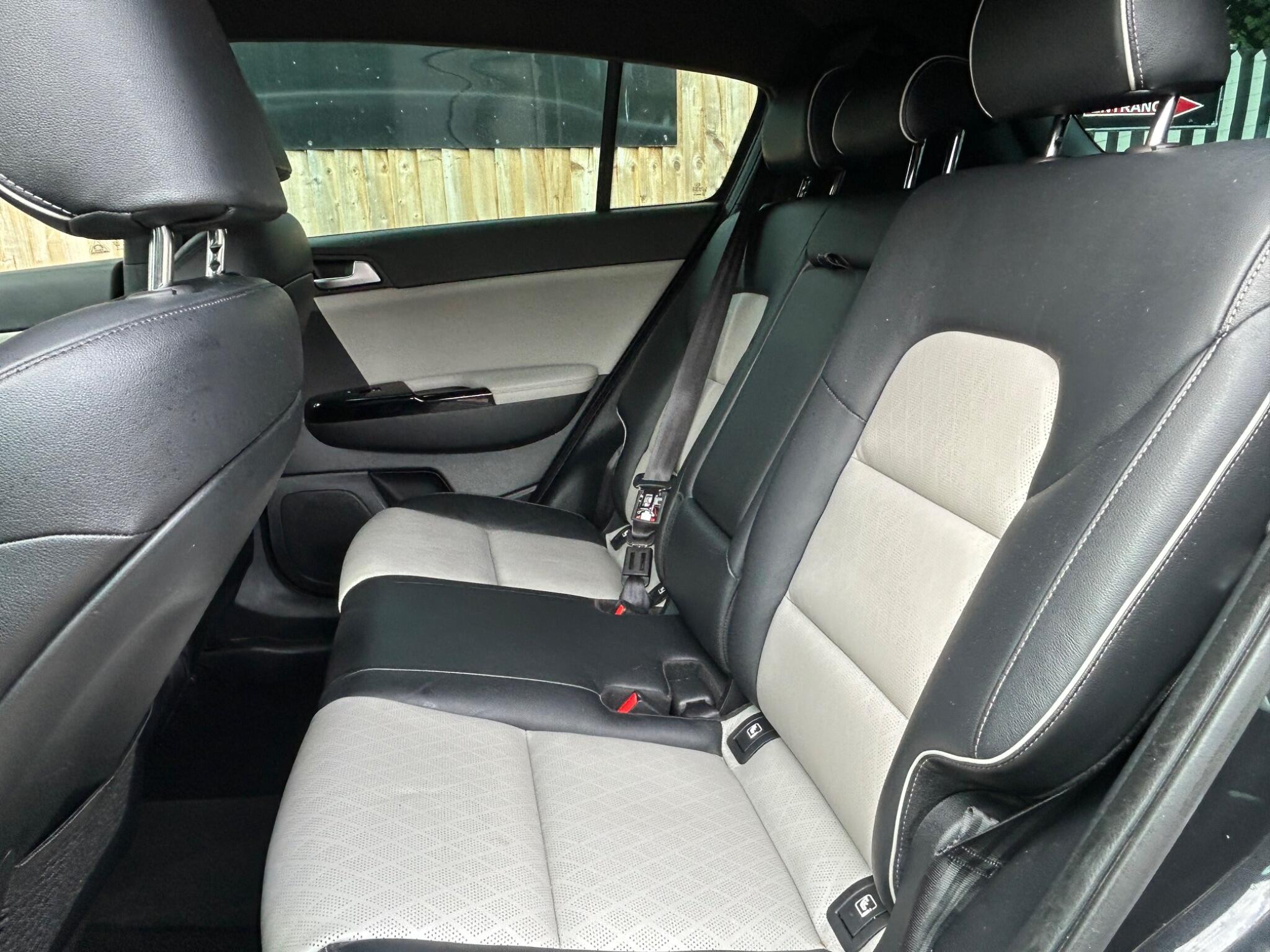 Kia Sportage view 27