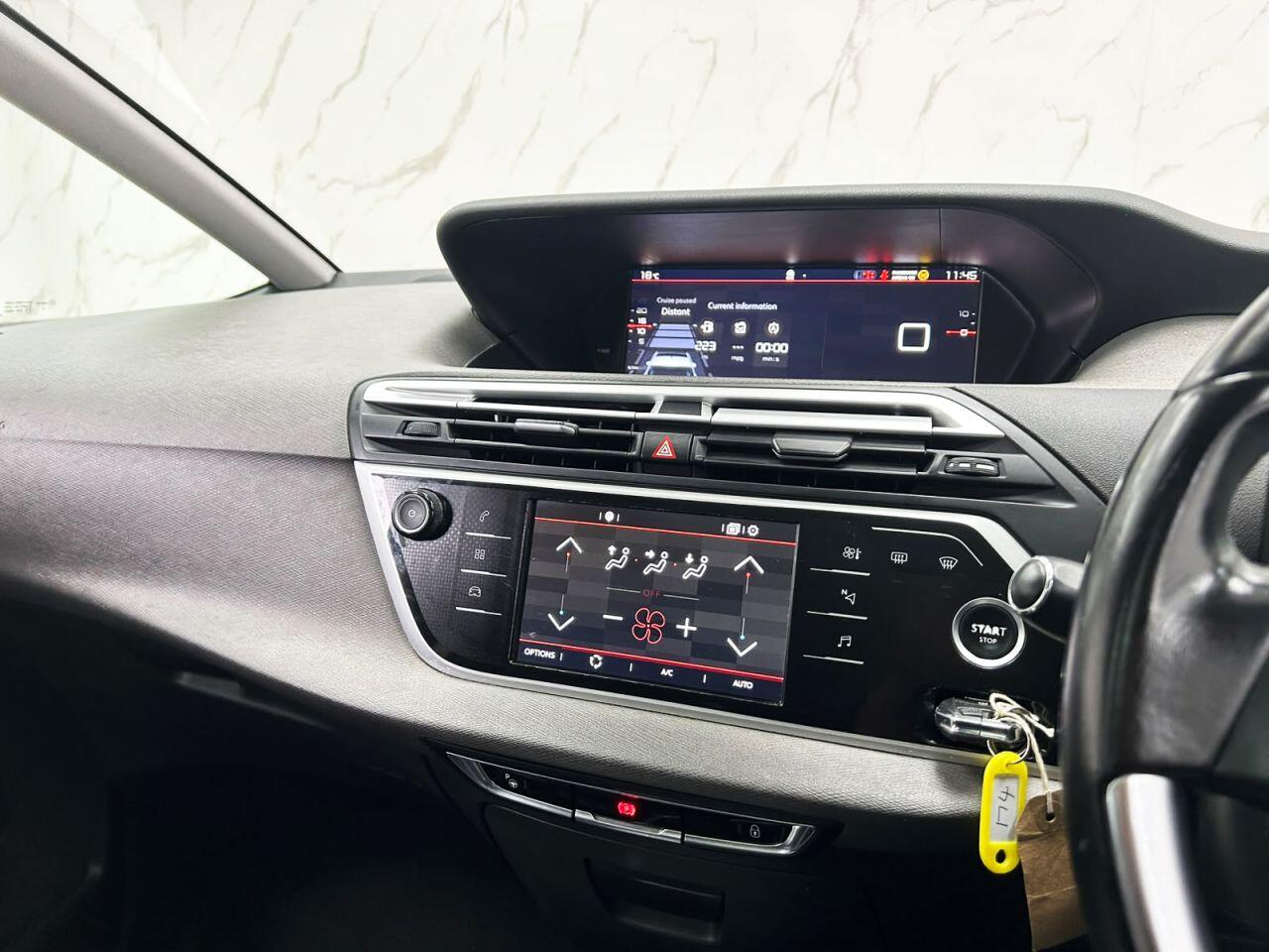Citroen Grand C4 Spacetourer view 17