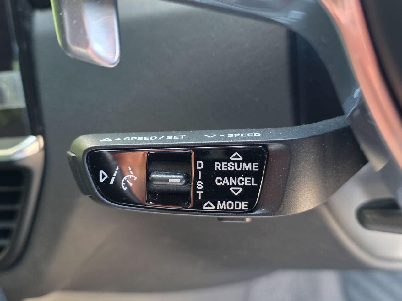 Porsche Cayenne view 29