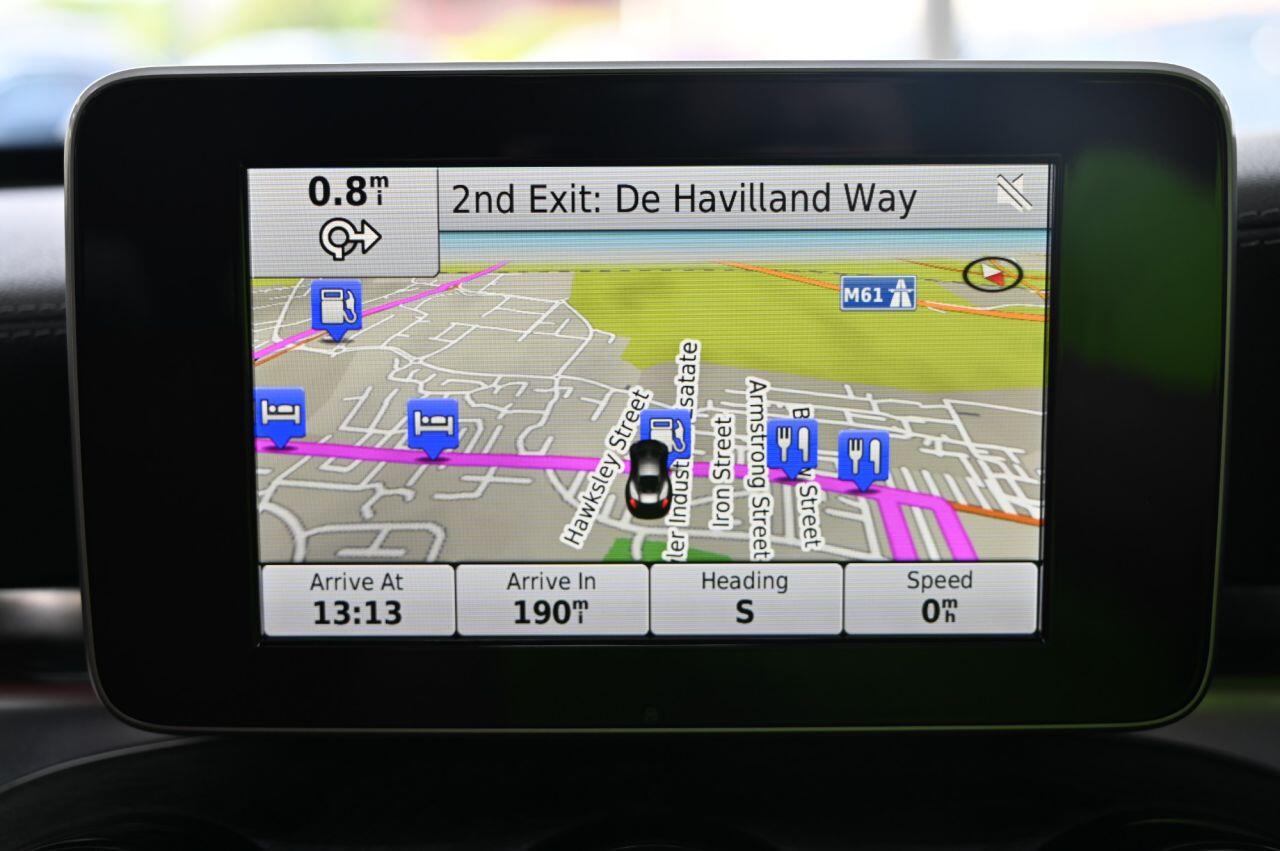 Mercedes-Benz C Class view 24
