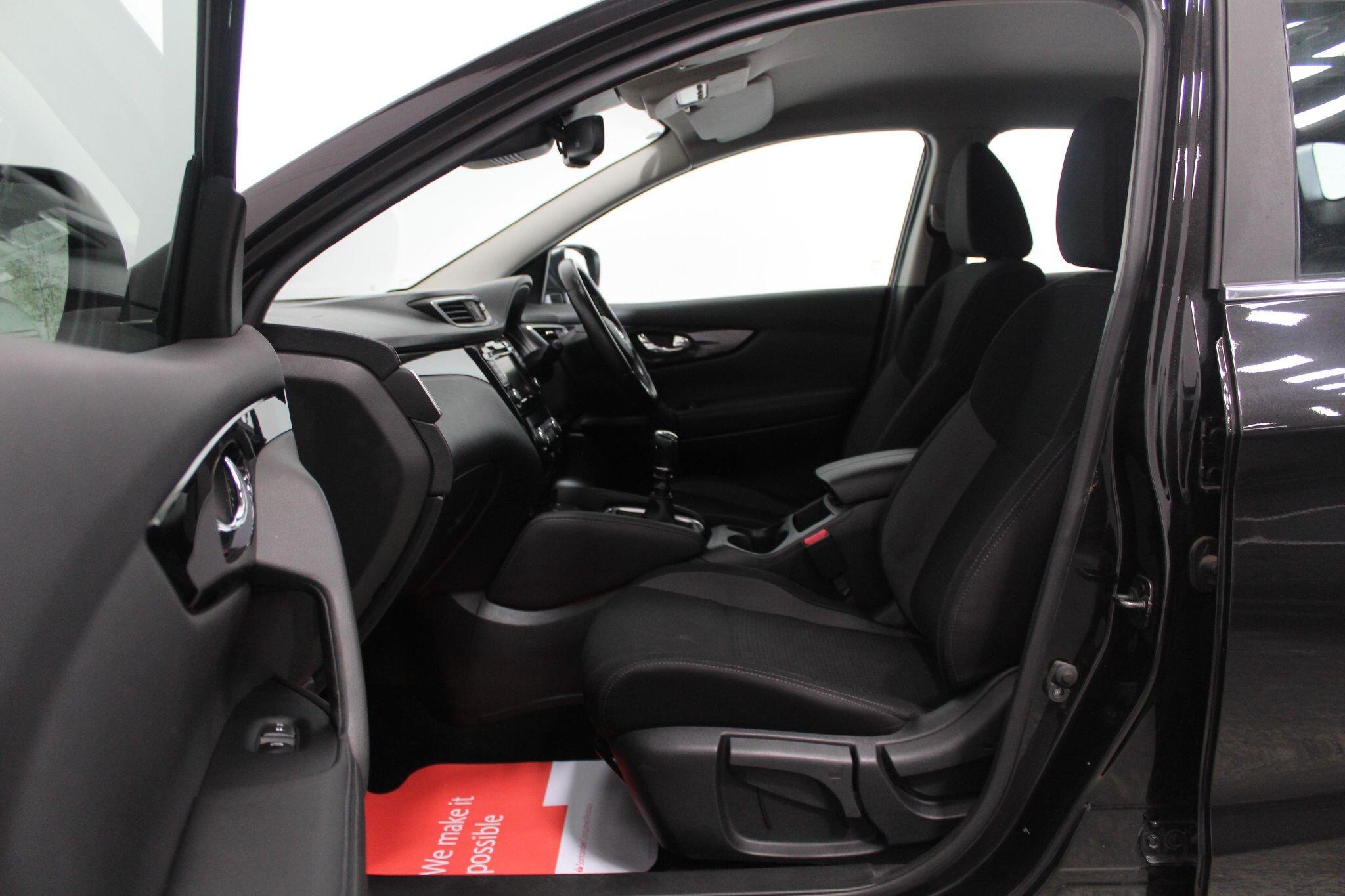 Nissan Qashqai view 48