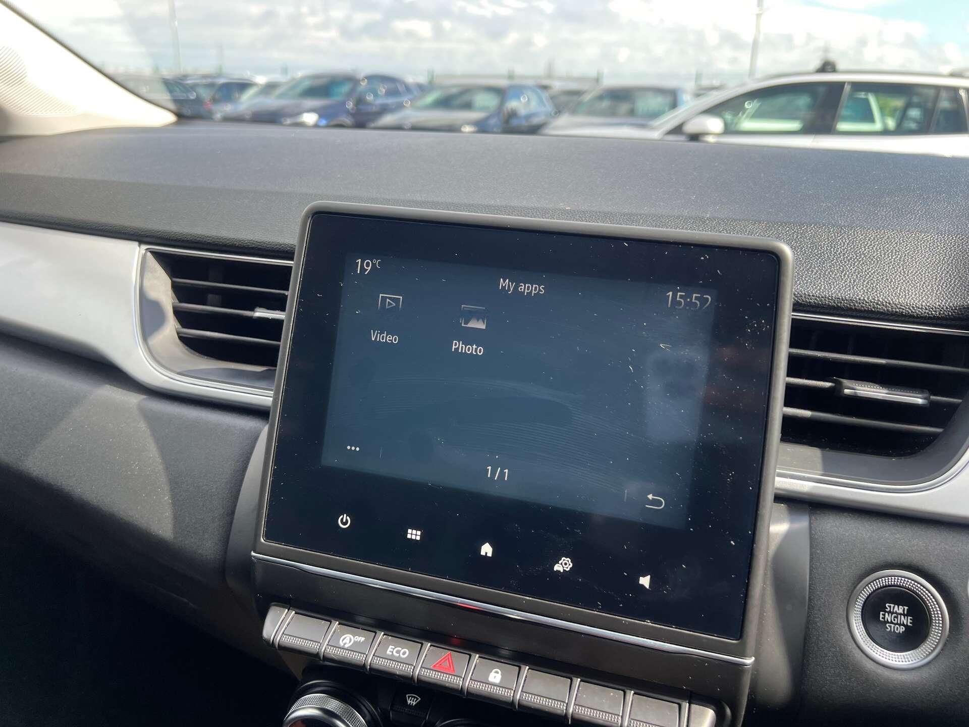 Renault Captur view 30