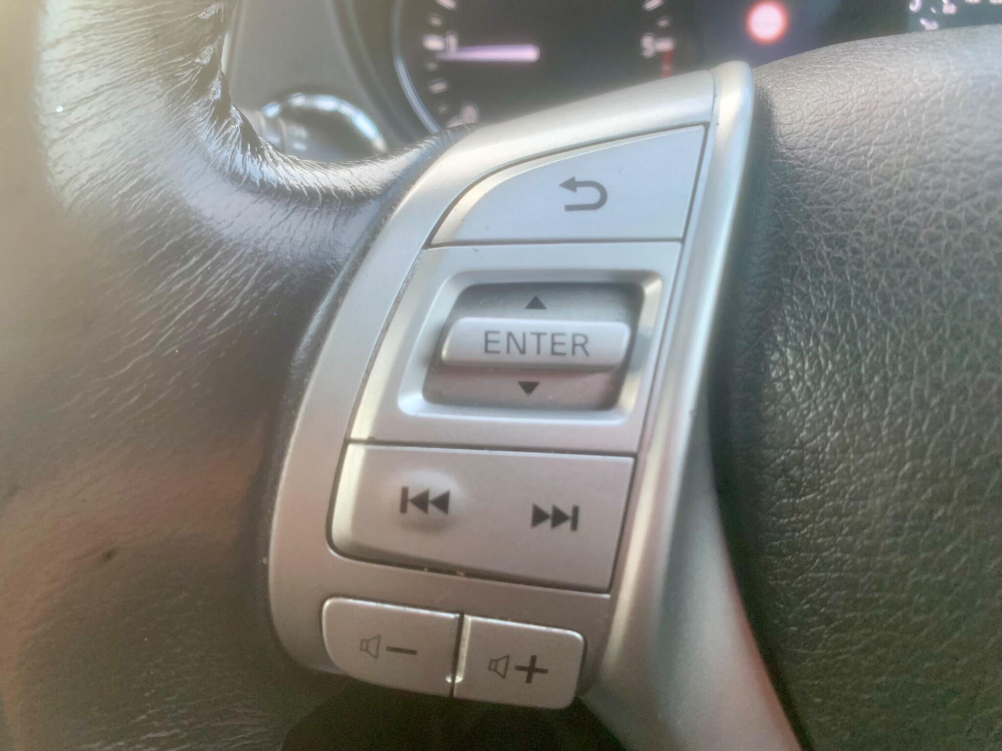 Nissan X-Trail view 28