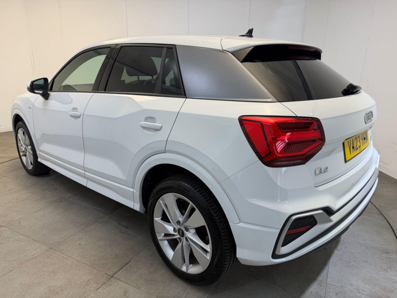 Audi Q2 view 41
