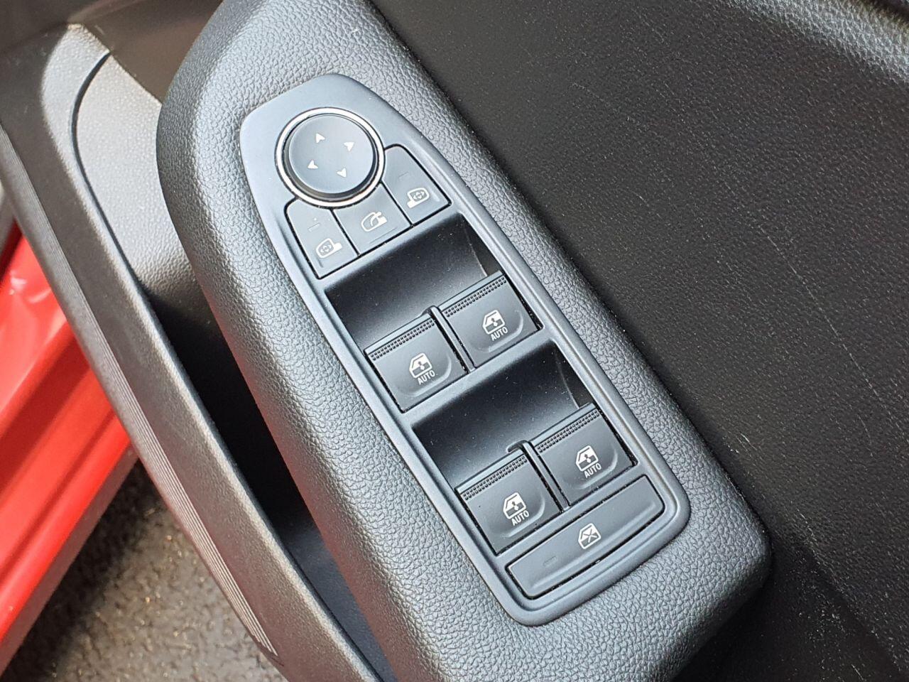 Renault Clio view 30