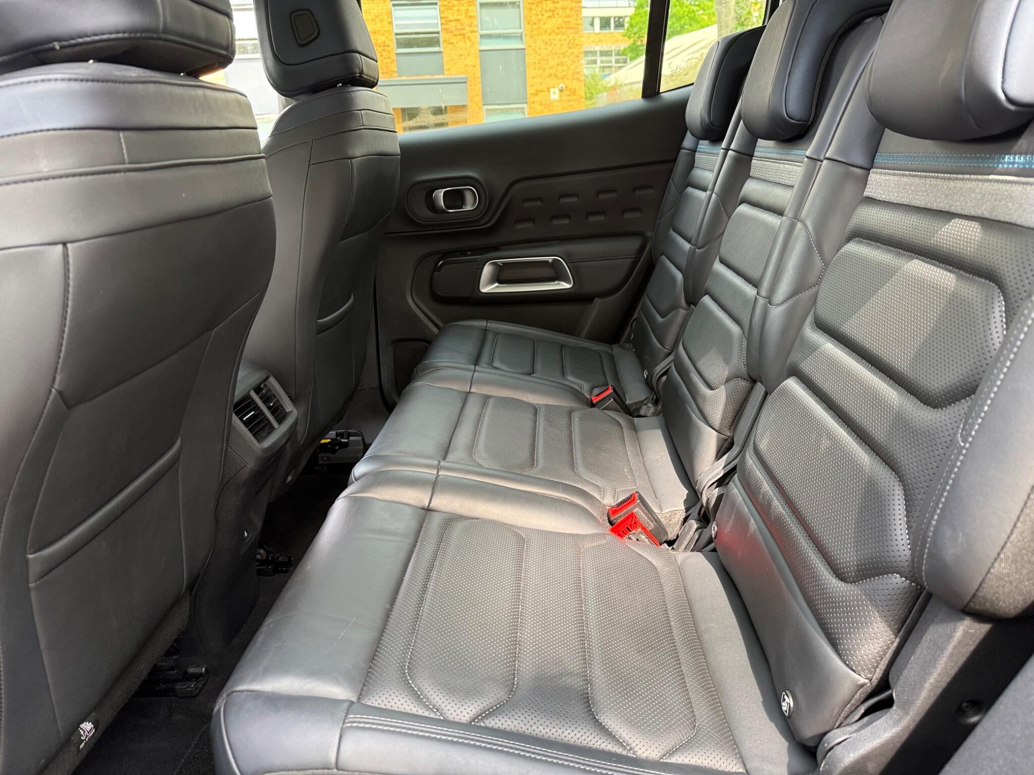 Citroen C5 Aircross view 11