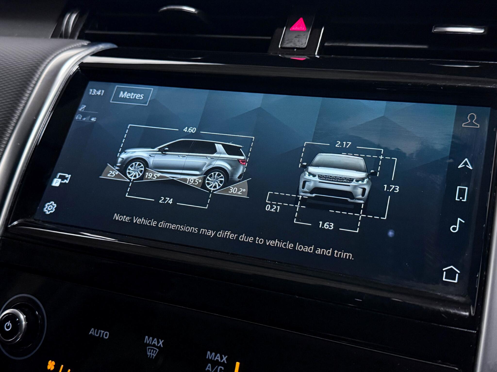 Land Rover Discovery Sport view 55