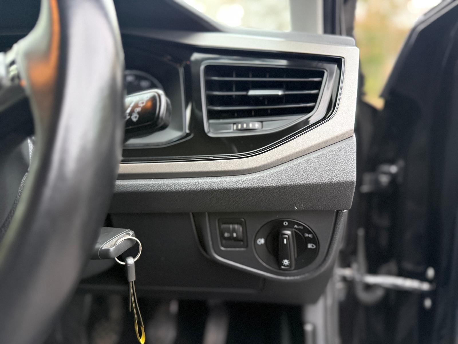 Volkswagen Polo view 43