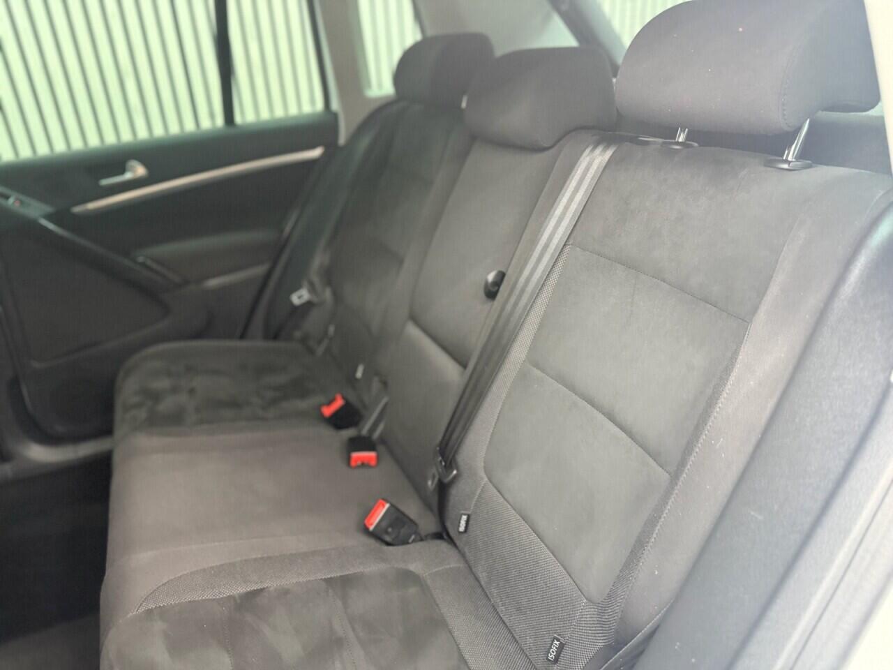 Volkswagen Tiguan view 7