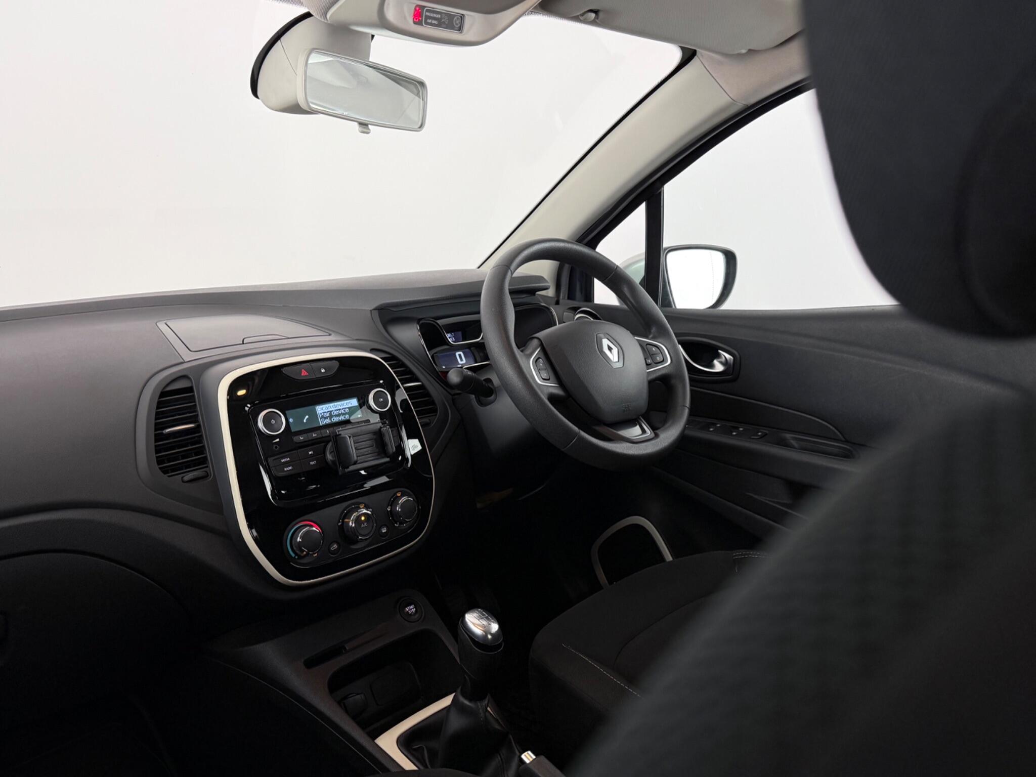 Renault Captur view 4