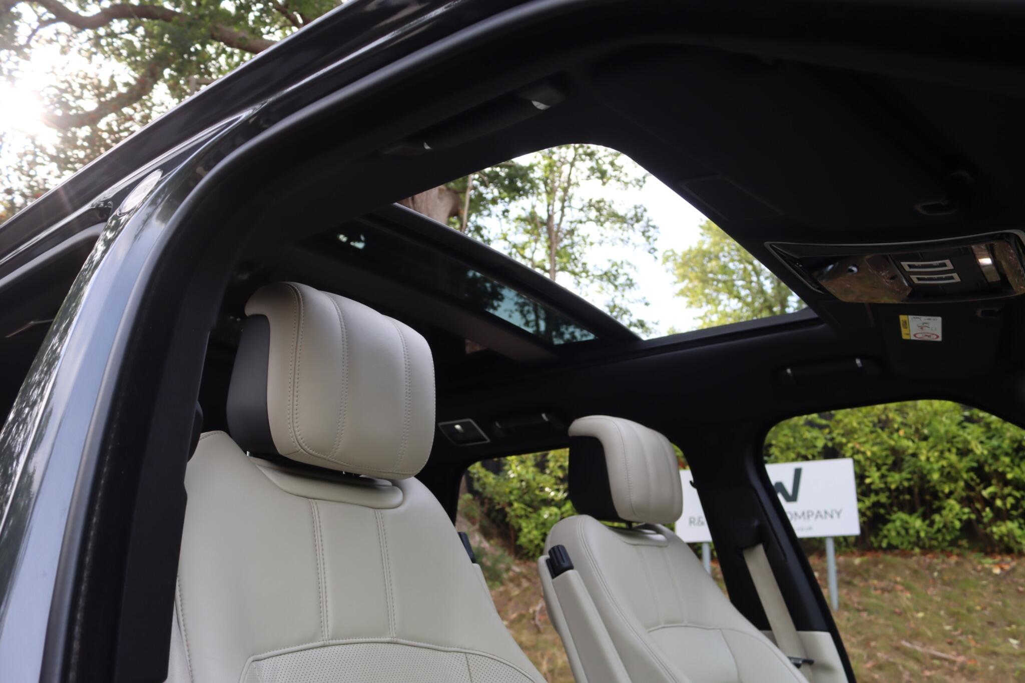 Land Rover Range Rover view 48